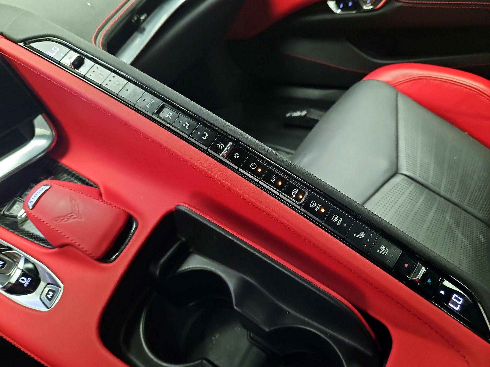 Thumbnail: 2020 Chevrolet Corvette - 17