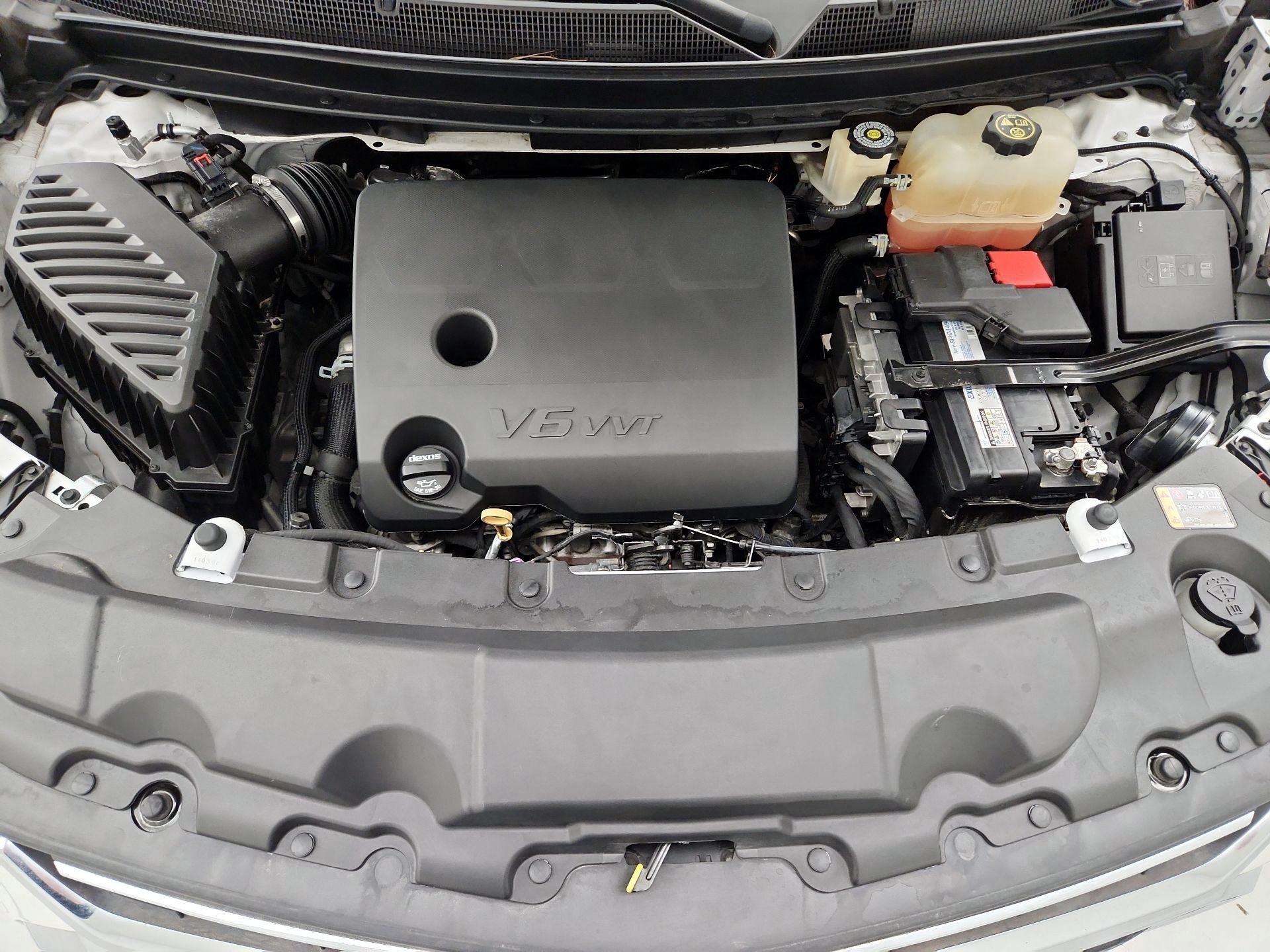 Thumbnail: 2018 Chevrolet Traverse - 17