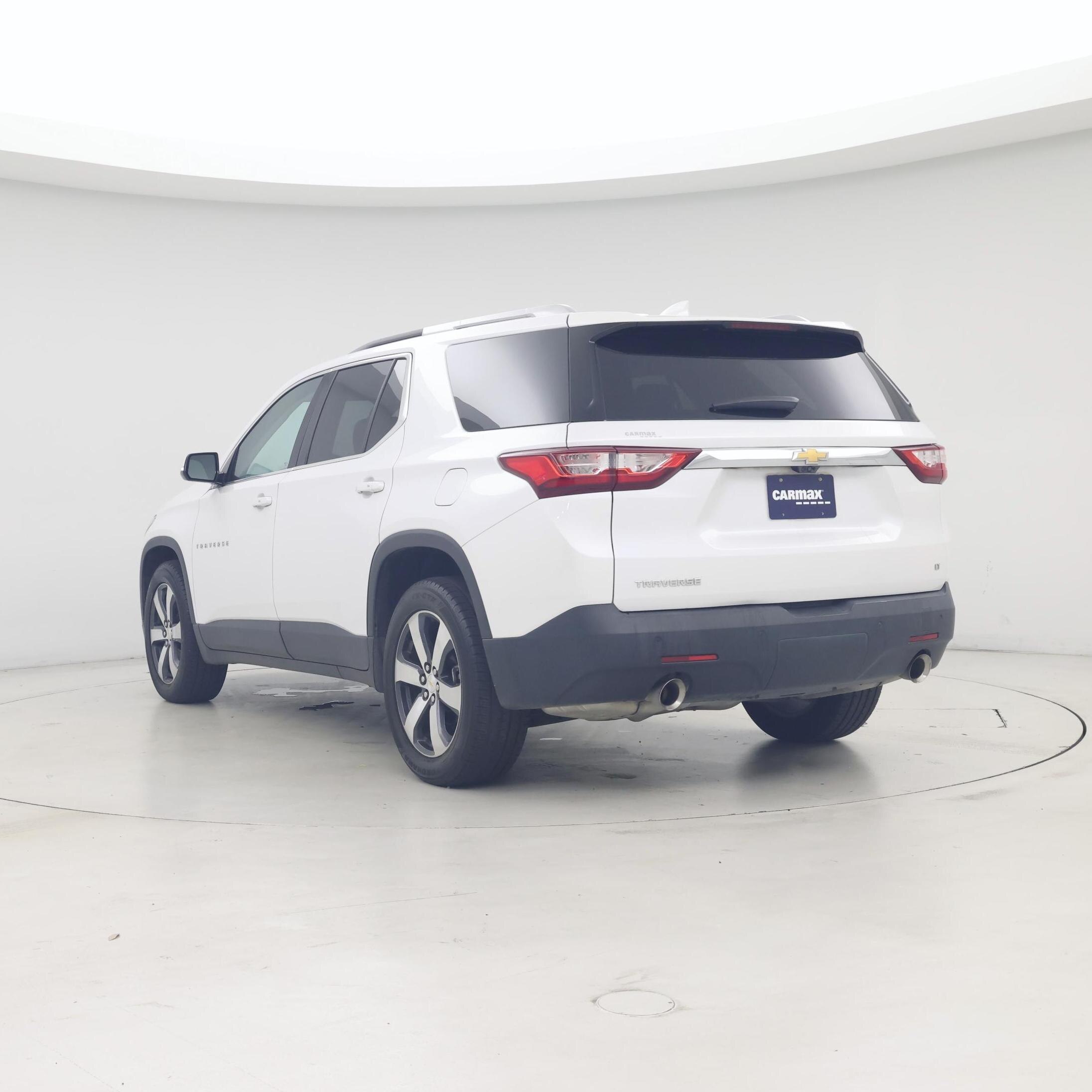 Thumbnail: 2018 Chevrolet Traverse - 2