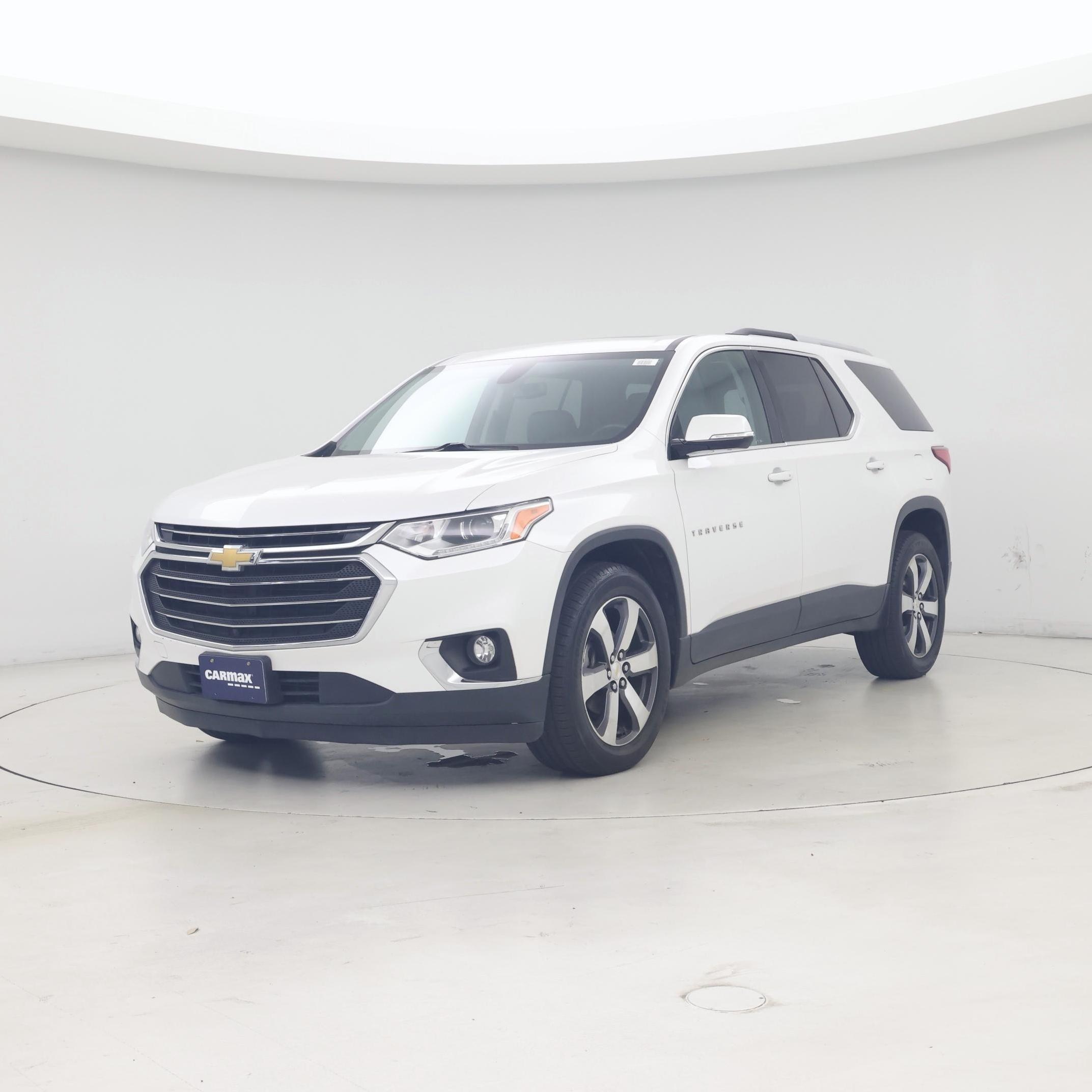 Thumbnail: 2018 Chevrolet Traverse - 4