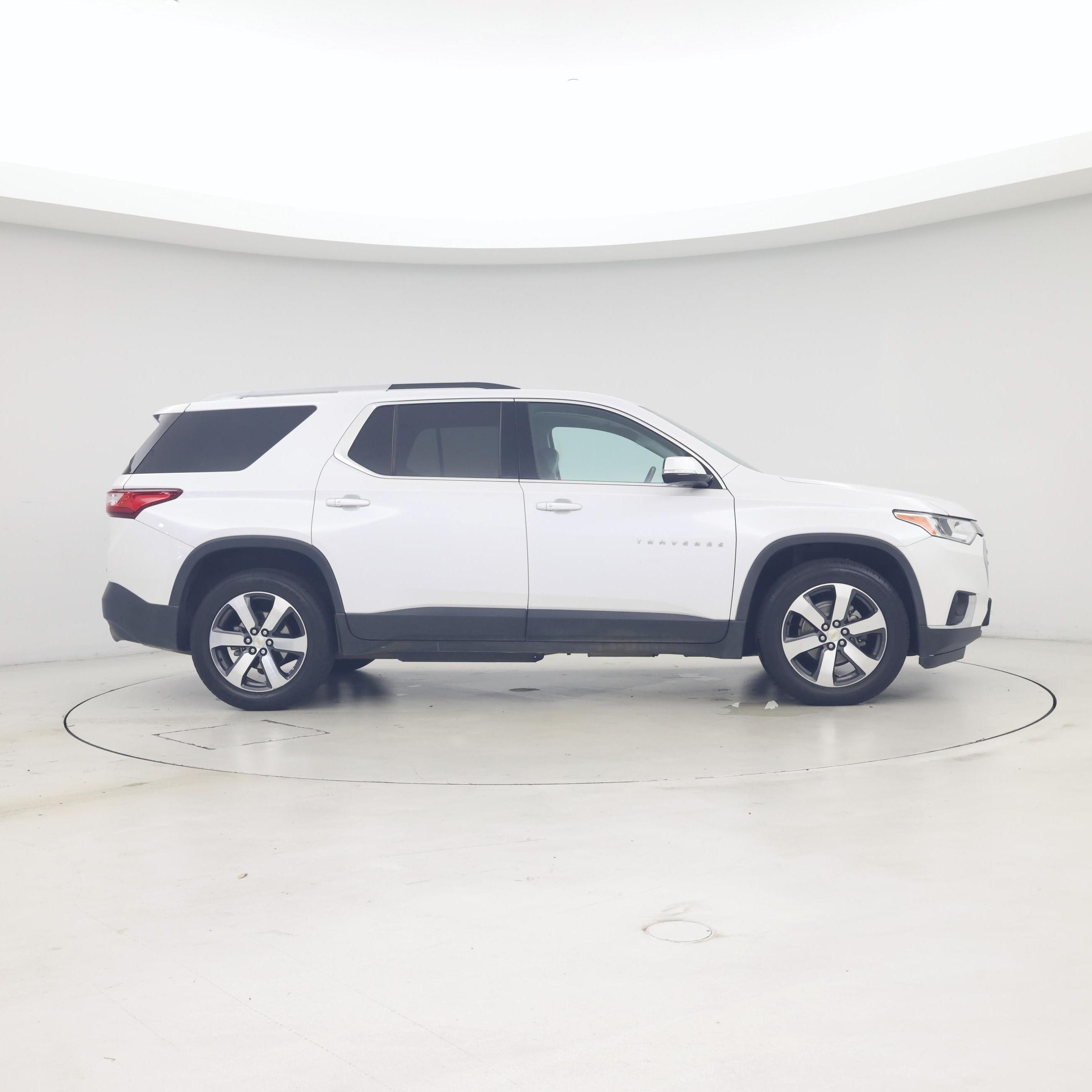 Thumbnail: 2018 Chevrolet Traverse - 7