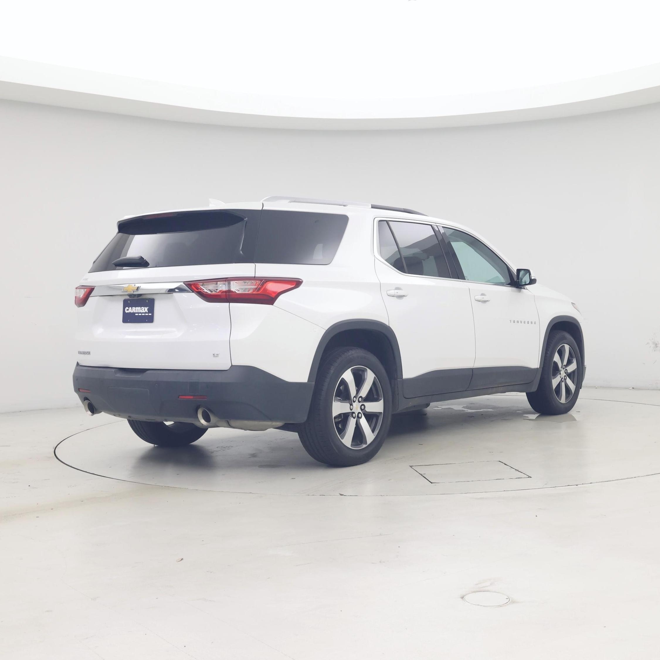 Thumbnail: 2018 Chevrolet Traverse - 8