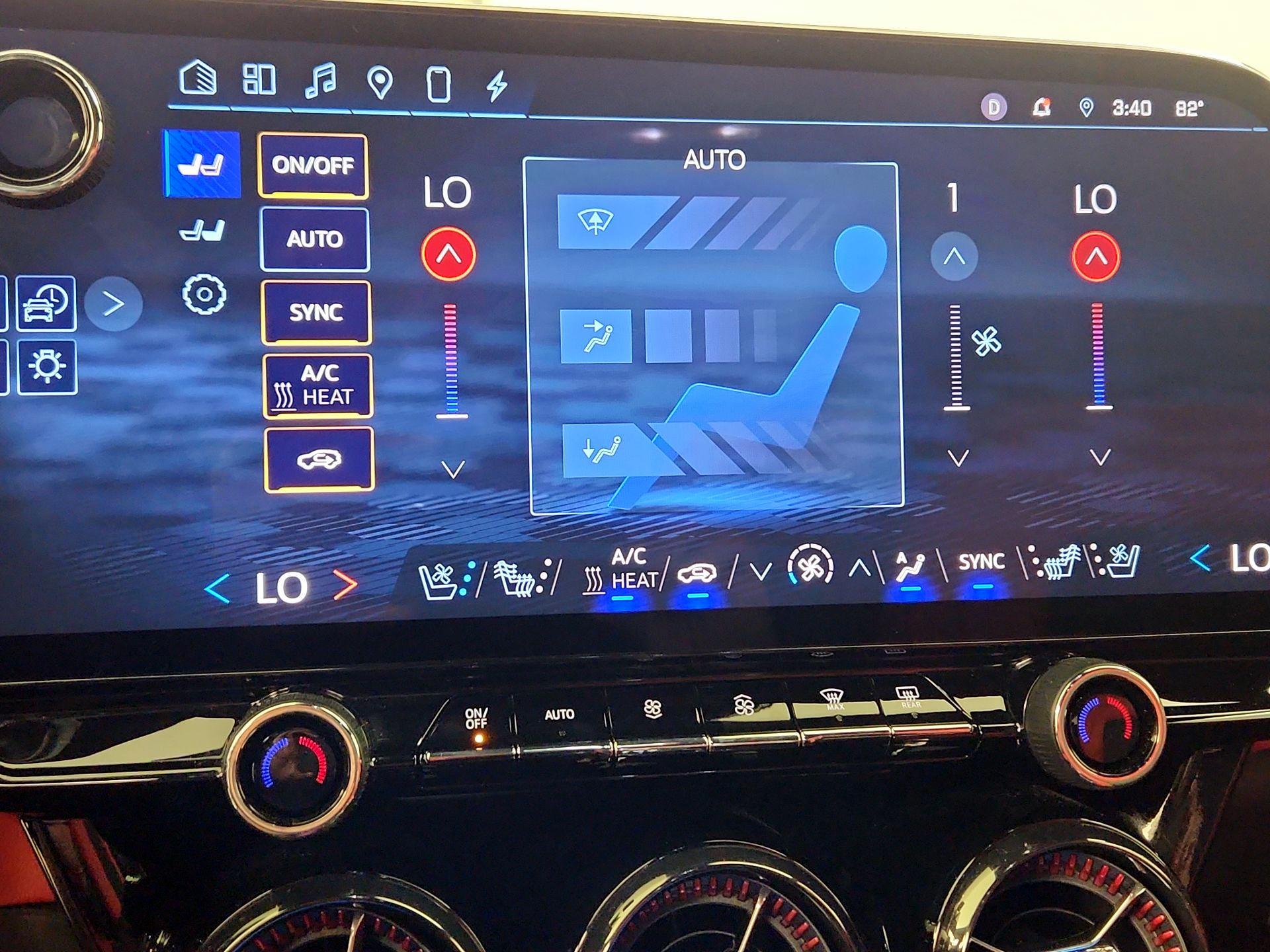 Thumbnail: 2024 Chevrolet Blazer EV - 16