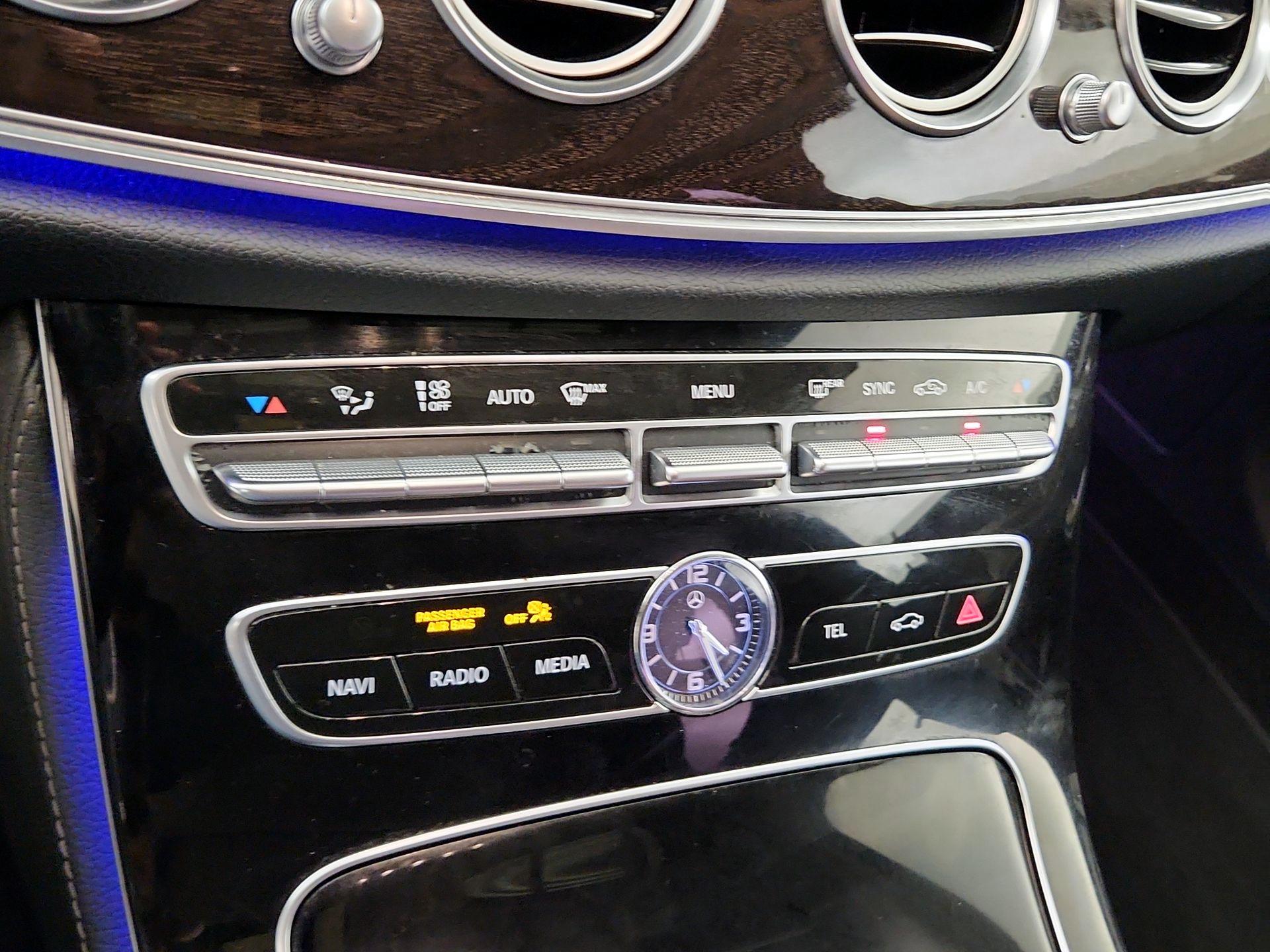 Thumbnail: 2017 Mercedes-Benz E-Class - 14