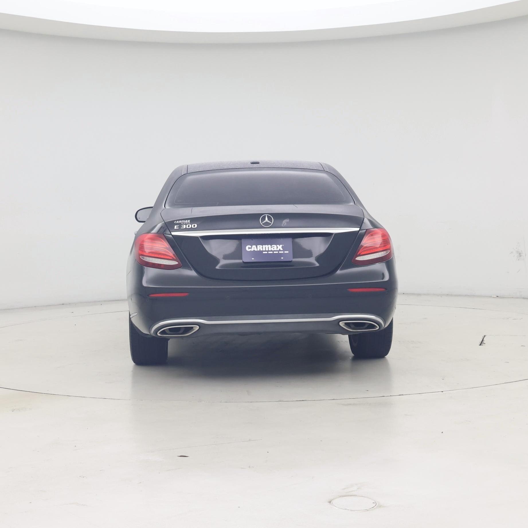 Thumbnail: 2017 Mercedes-Benz E-Class - 6