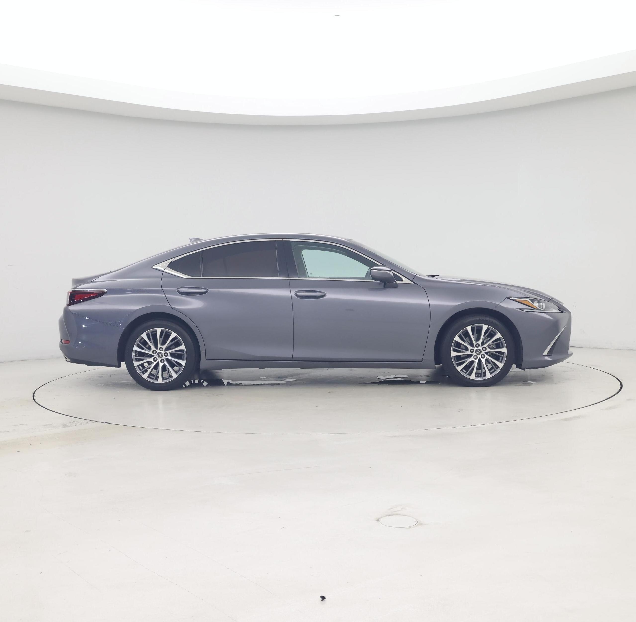 Thumbnail: 2019 Lexus ES - 7