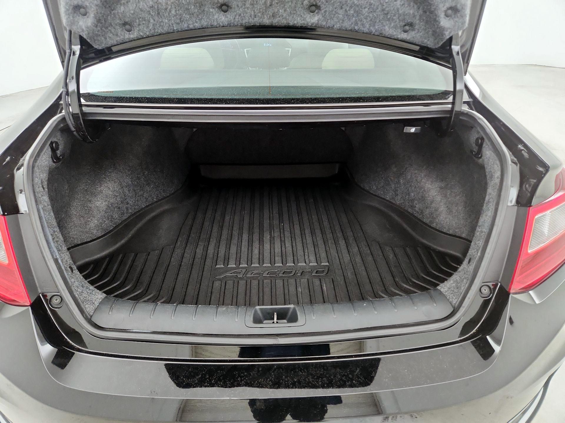 Thumbnail: 2015 Honda Accord - 19