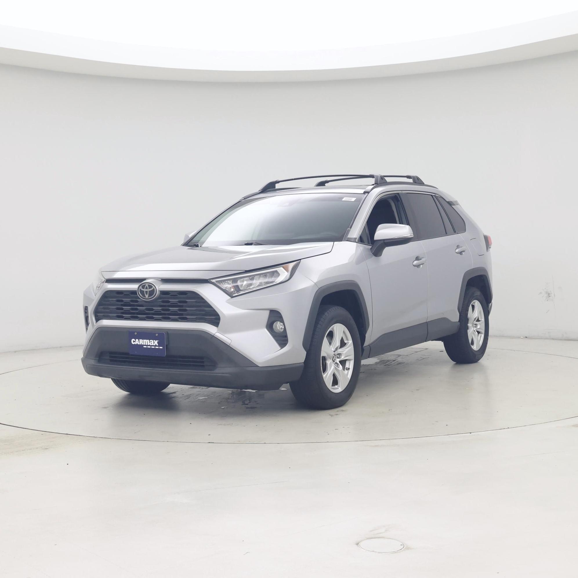Thumbnail: 2019 Toyota RAV4 - 4