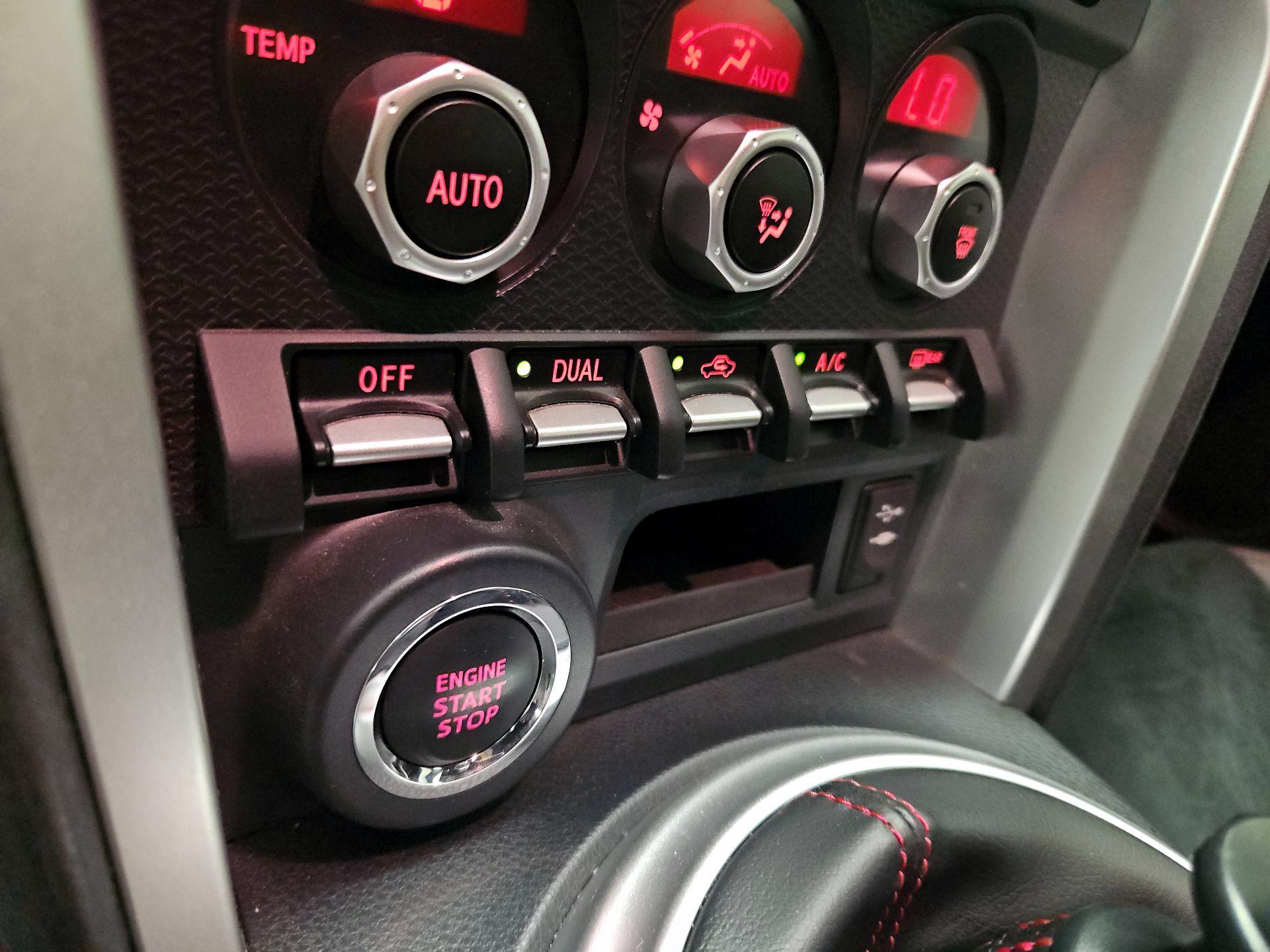 Thumbnail: 2016 Subaru BRZ - 16