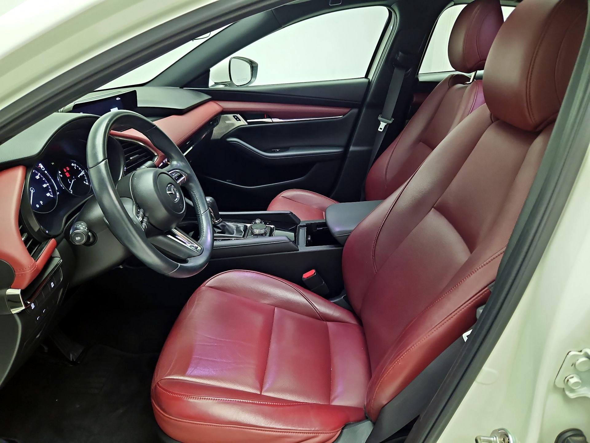 Thumbnail: 2021 Mazda Mazda3 - 11