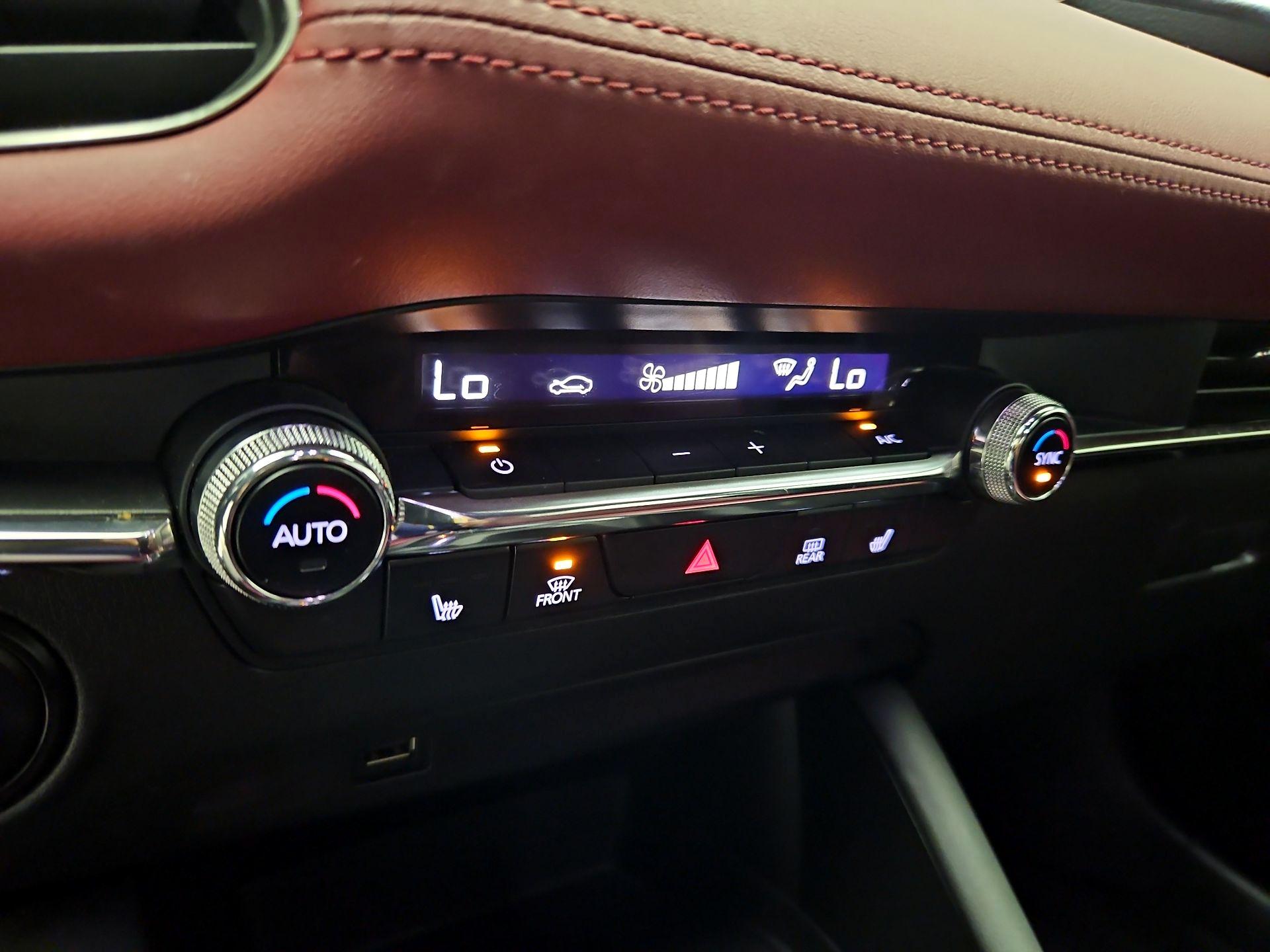 Thumbnail: 2021 Mazda Mazda3 - 16