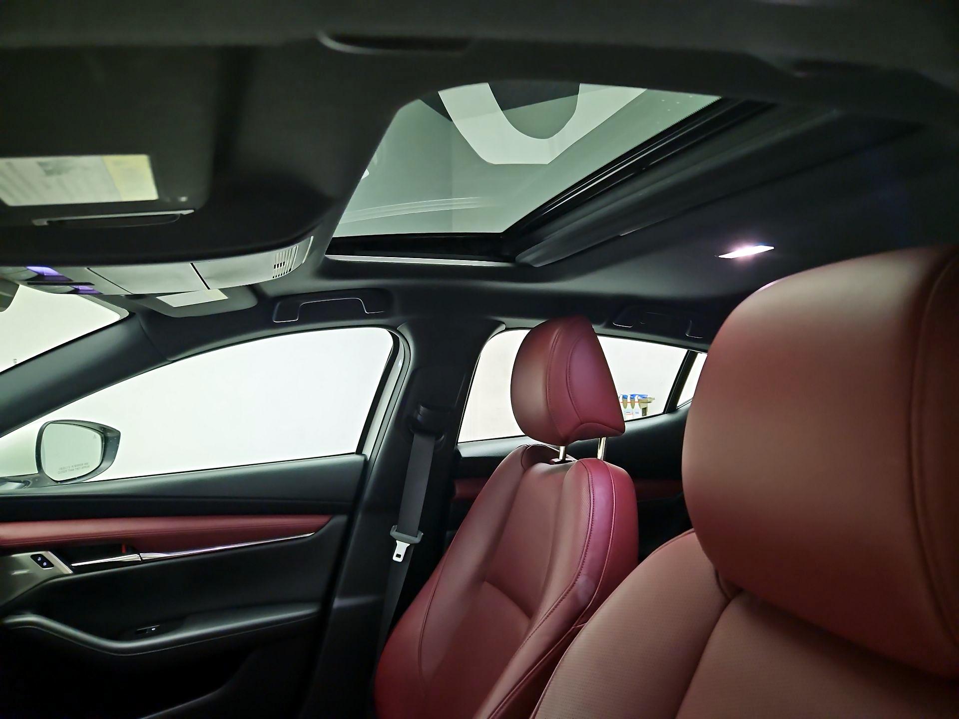 Thumbnail: 2021 Mazda Mazda3 - 19