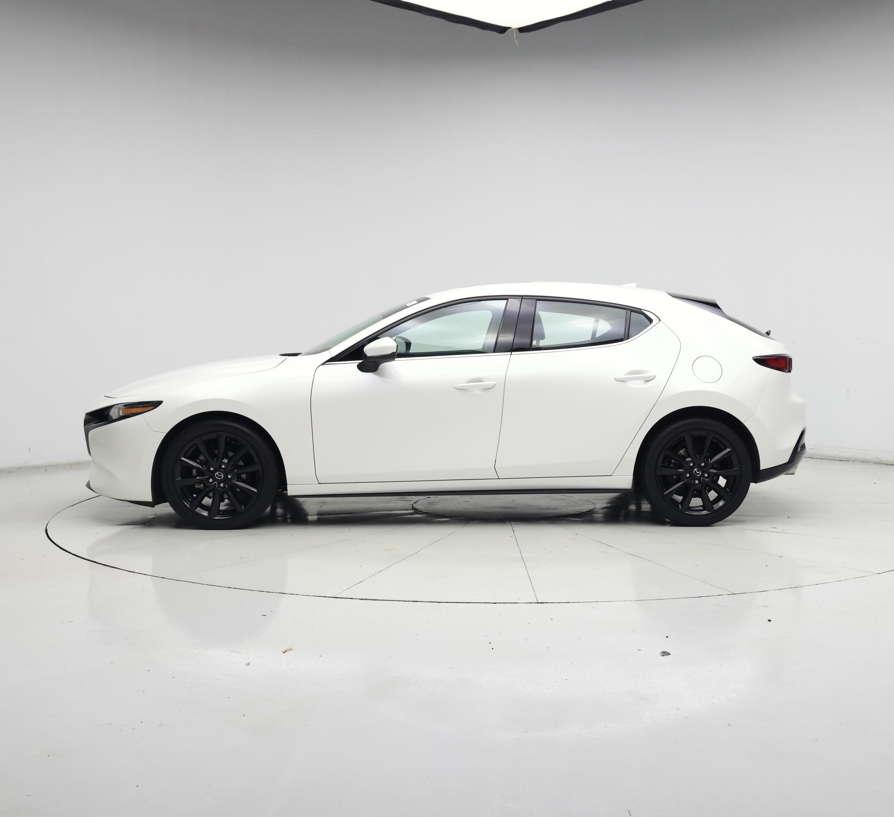 Thumbnail: 2021 Mazda Mazda3 - 3