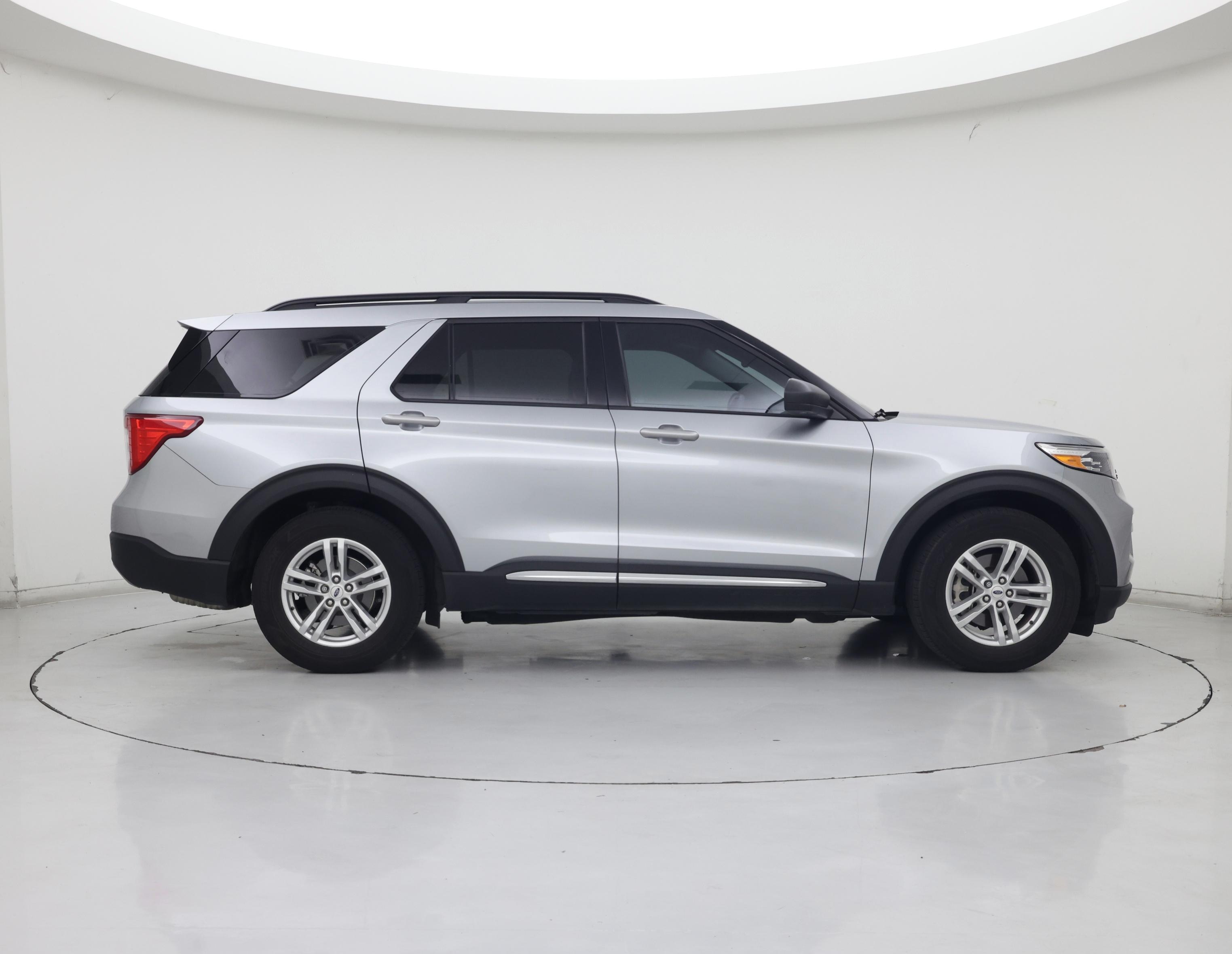 Thumbnail: 2023 Ford Explorer - 7