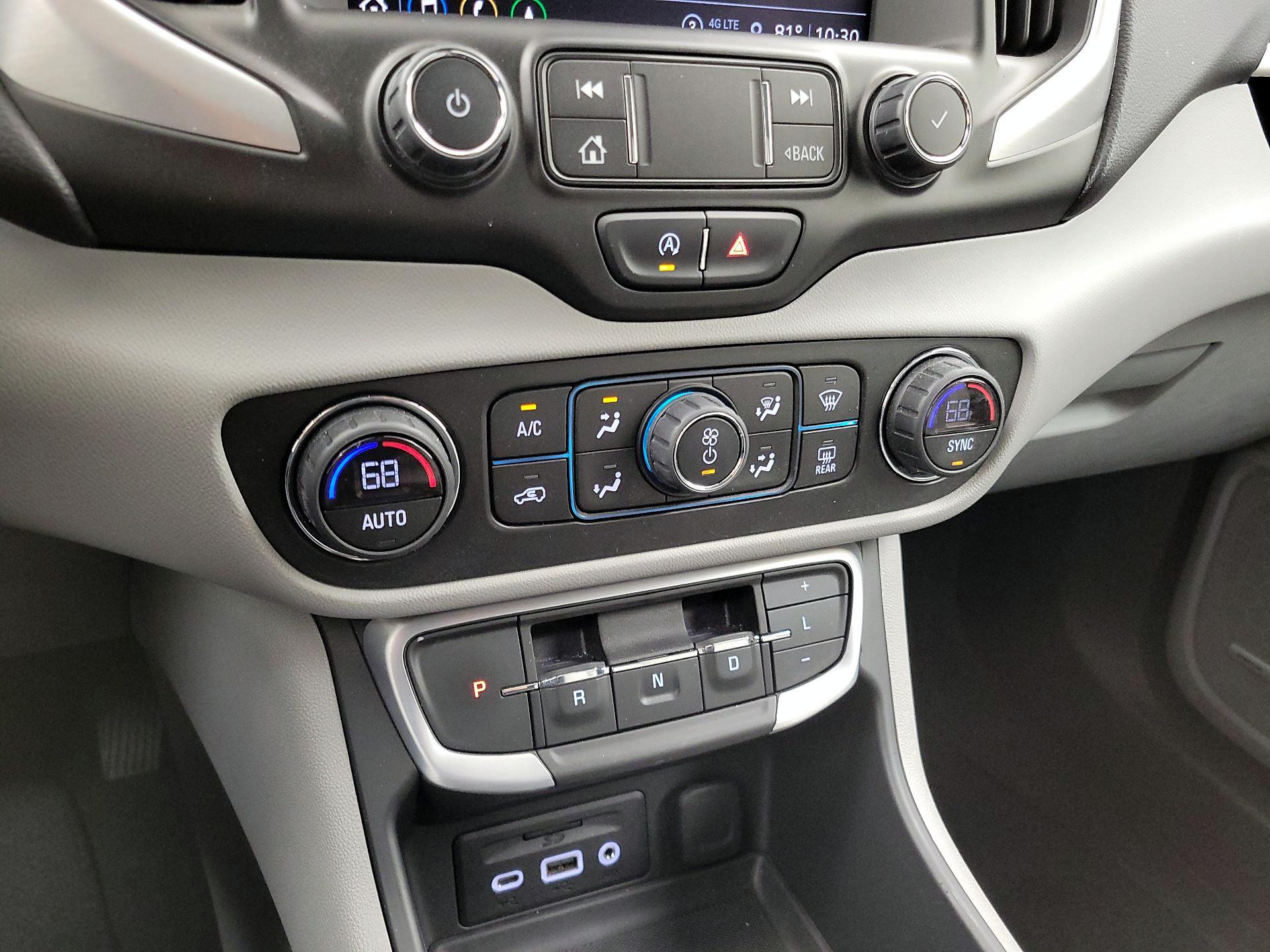 Thumbnail: 2022 GMC Terrain - 16