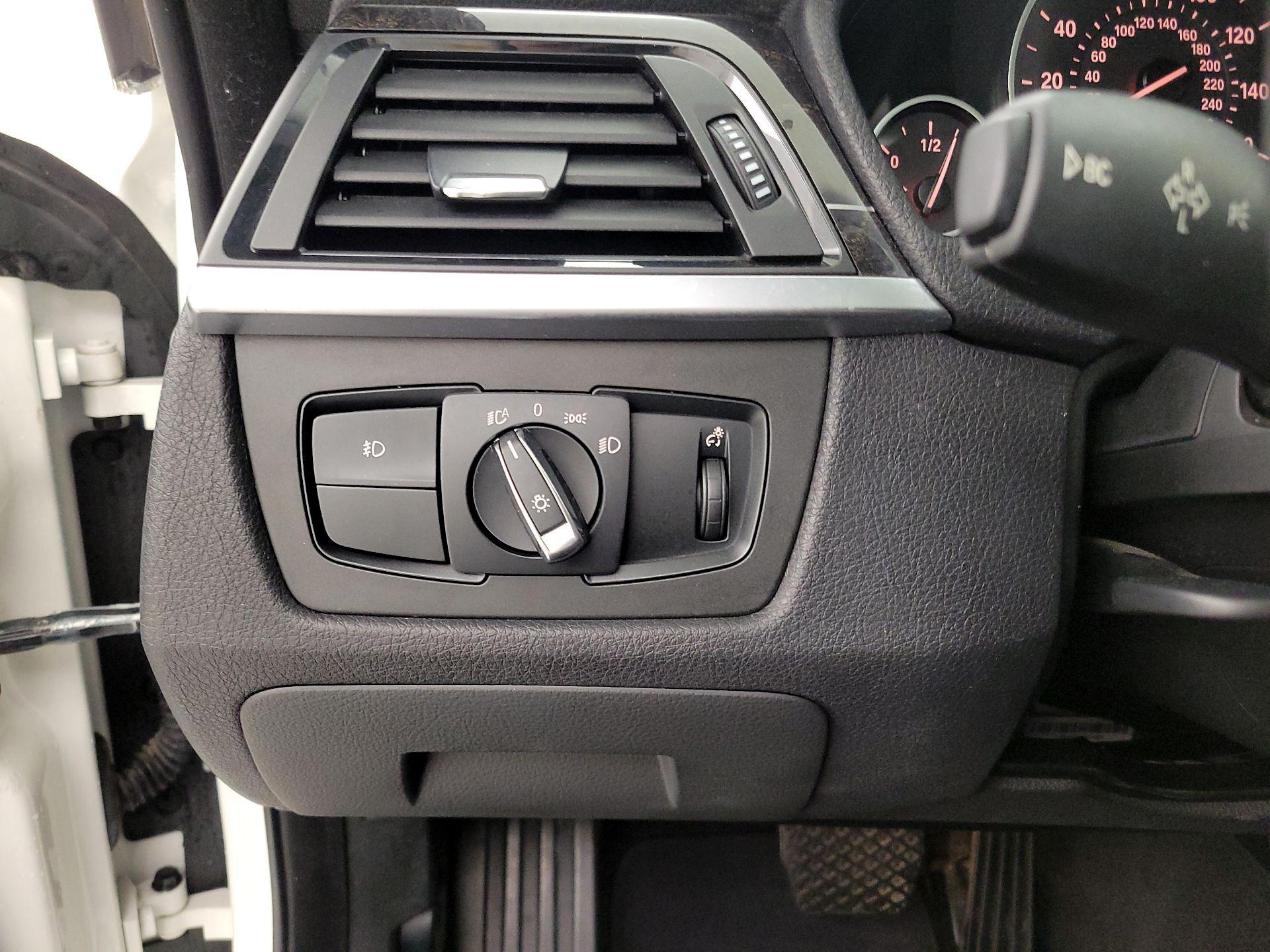 Thumbnail: 2017 BMW 4 Series - 13