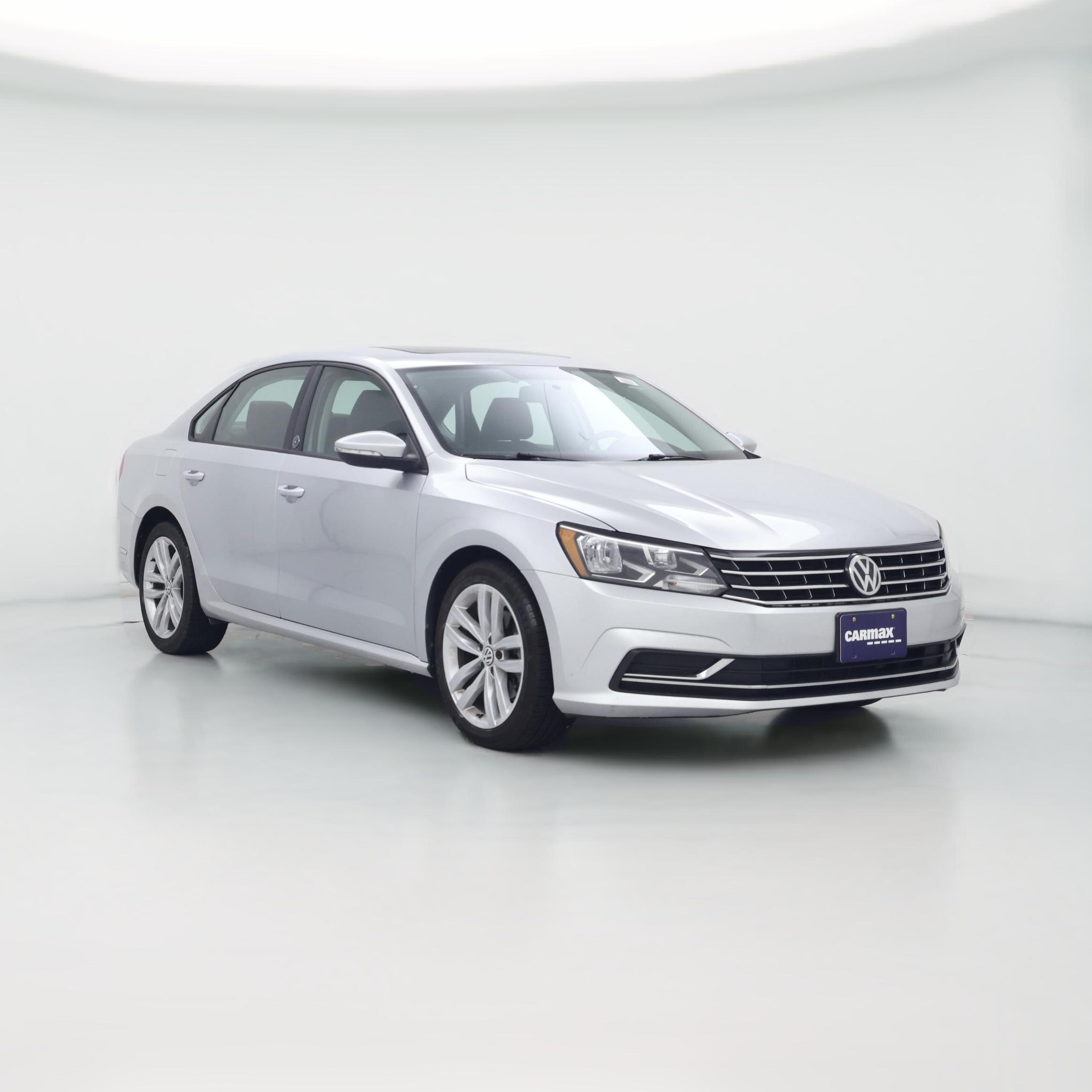 Thumbnail: 2019 Volkswagen Passat - 1