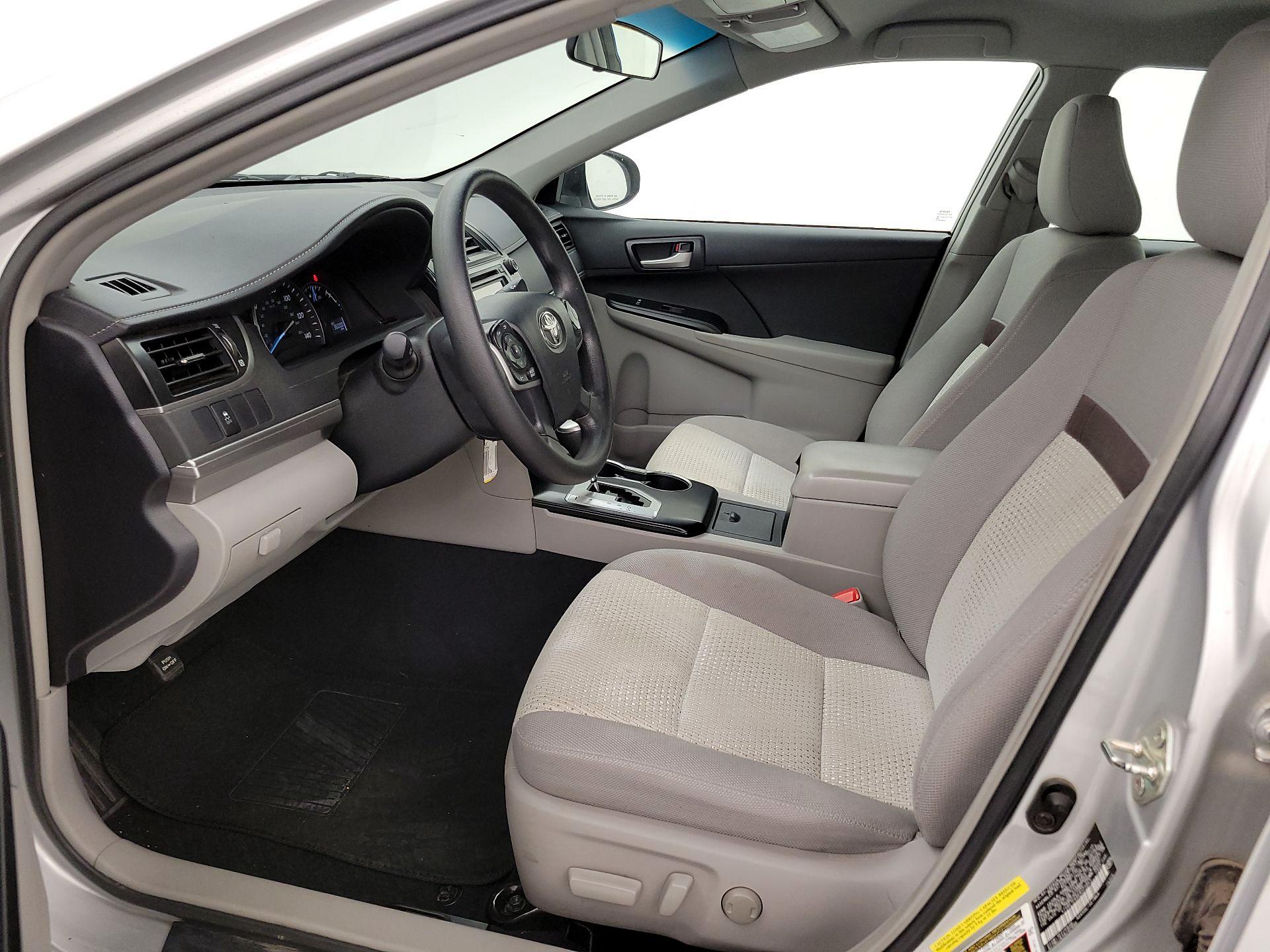 Thumbnail: 2014 Toyota Camry - 11