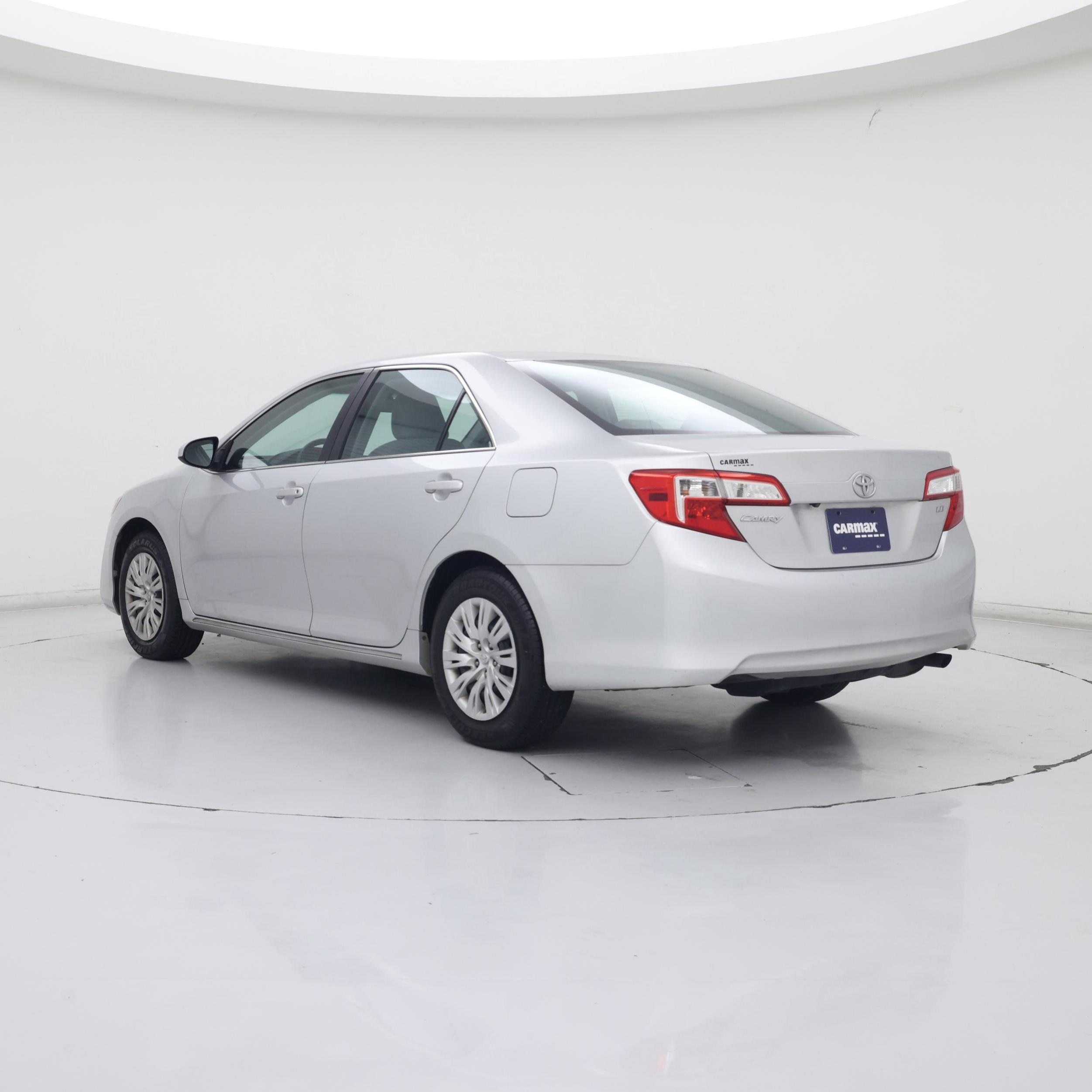 Thumbnail: 2014 Toyota Camry - 2