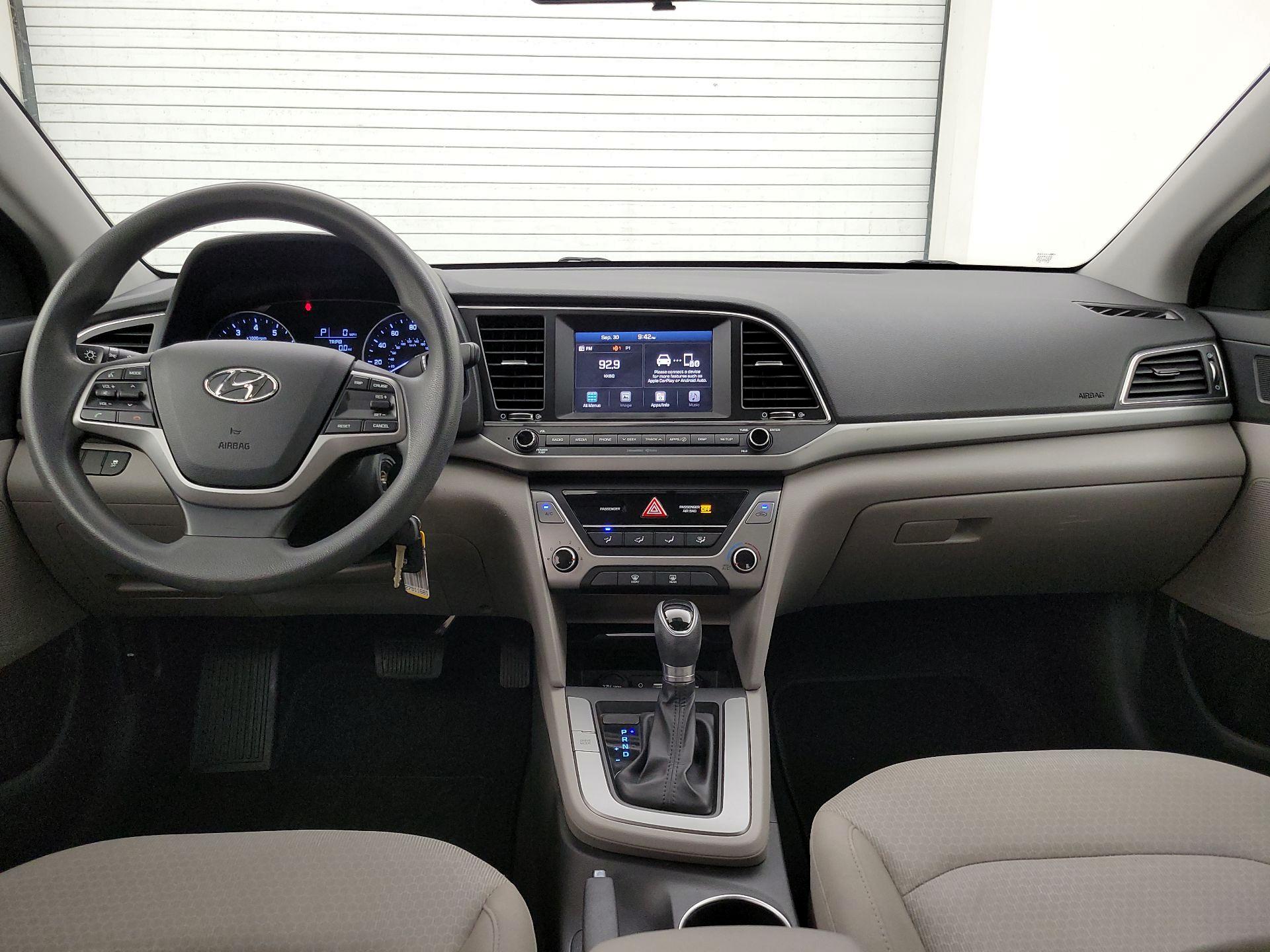 Thumbnail: 2017 Hyundai Elantra - 9