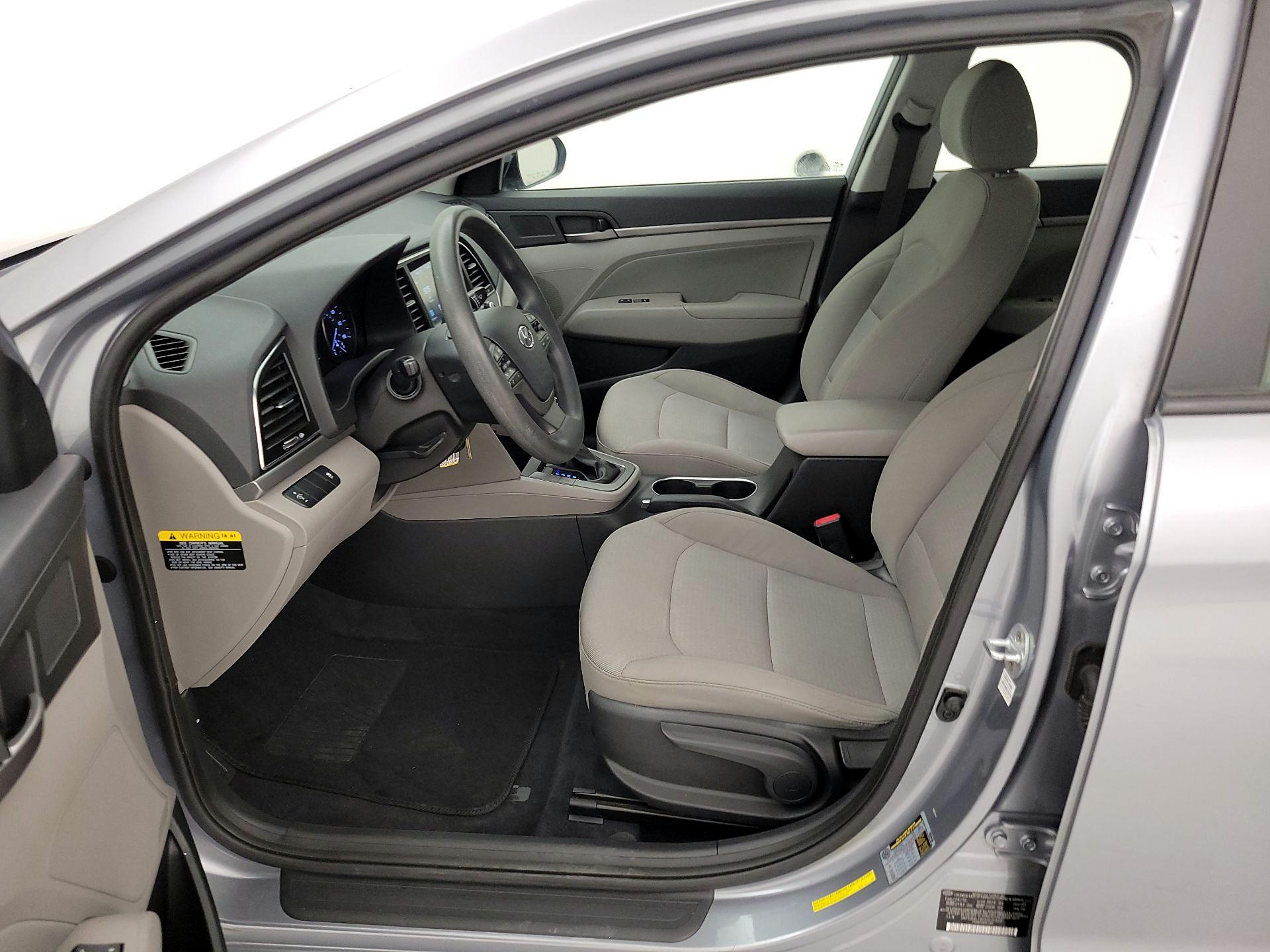 Thumbnail: 2017 Hyundai Elantra - 11