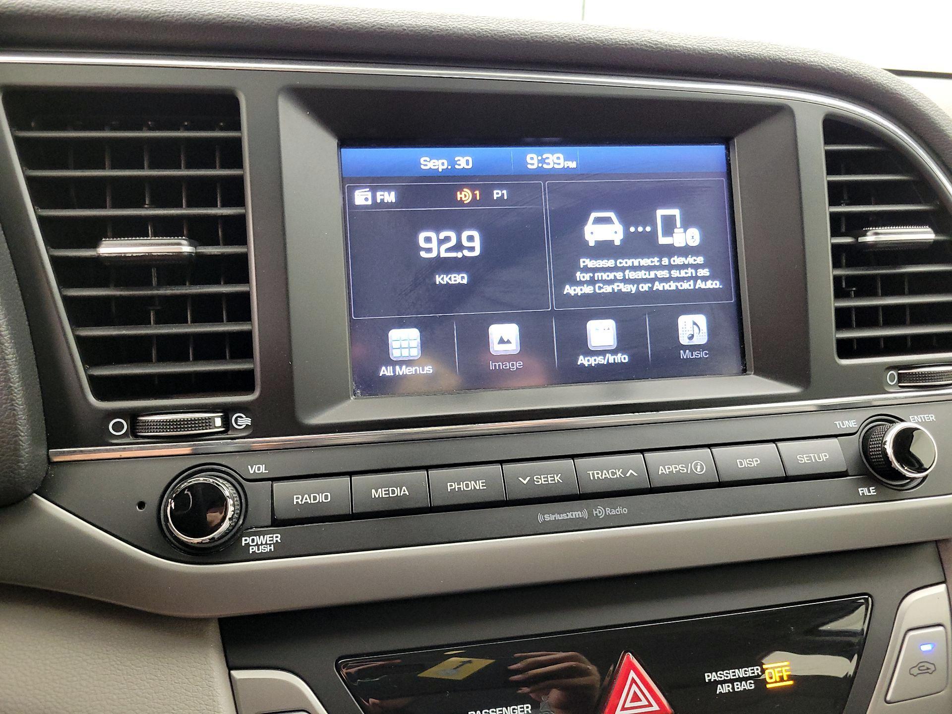 Thumbnail: 2017 Hyundai Elantra - 15