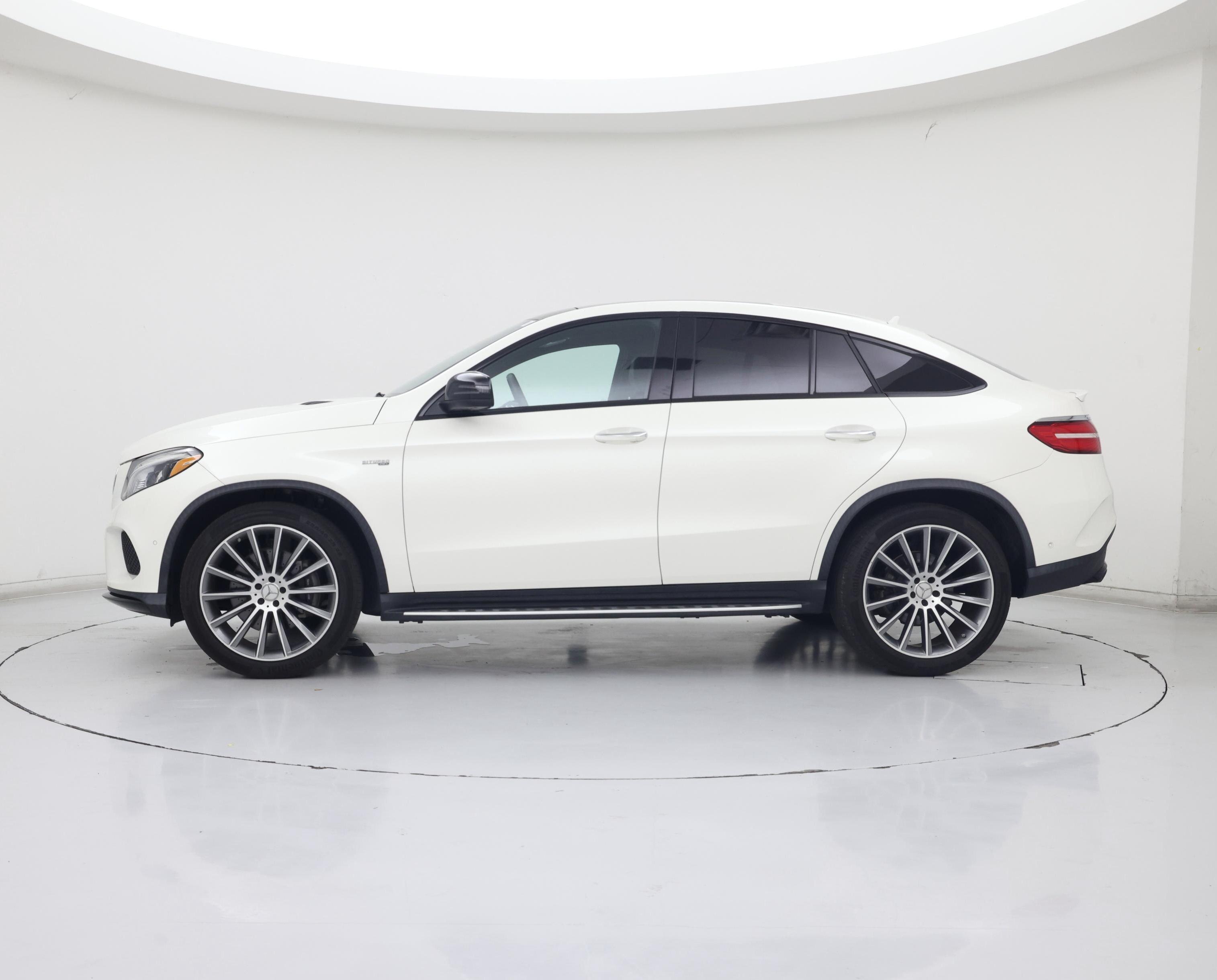 Thumbnail: 2019 Mercedes-Benz GLE - 3