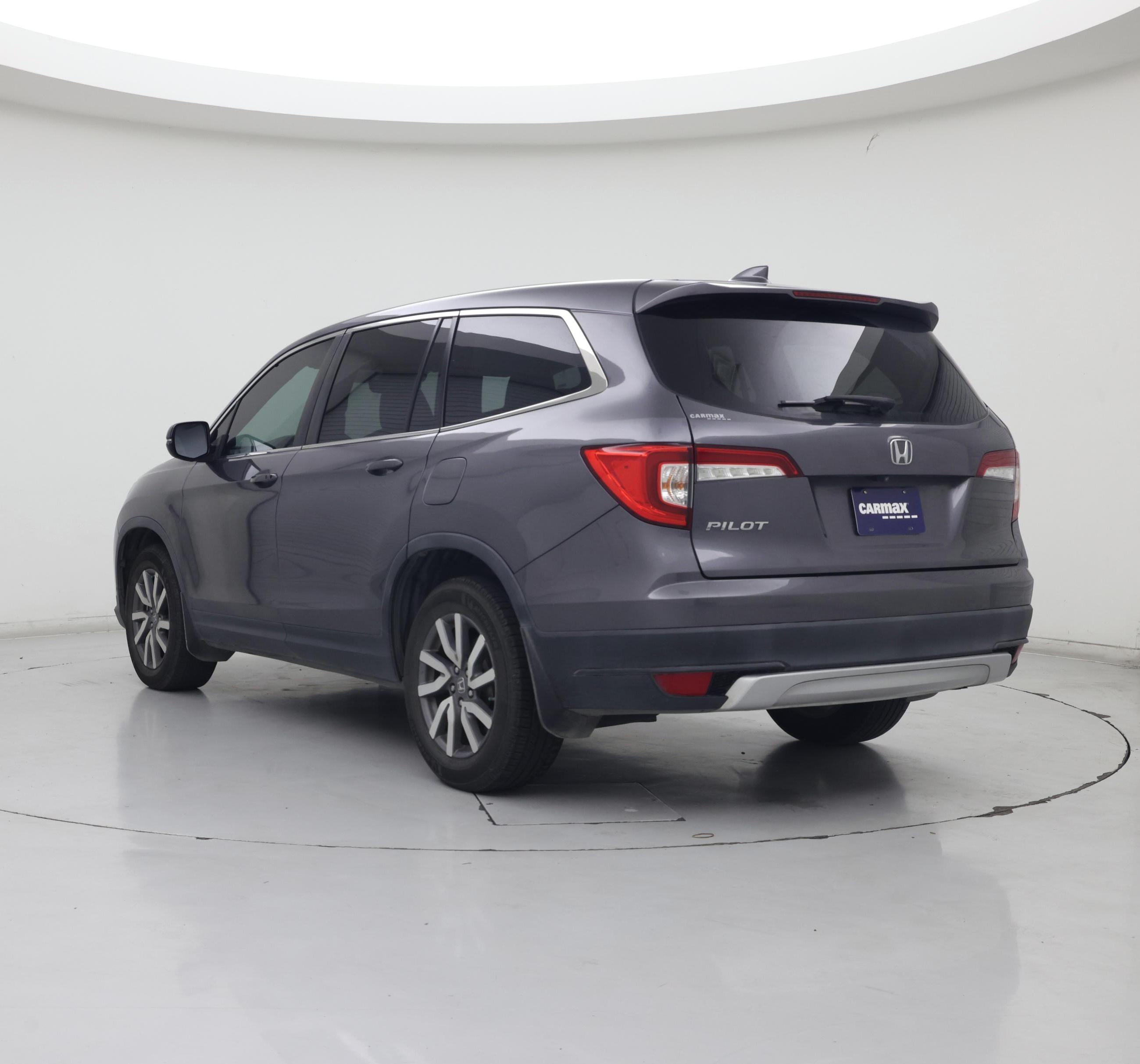 Thumbnail: 2019 Honda Pilot - 2