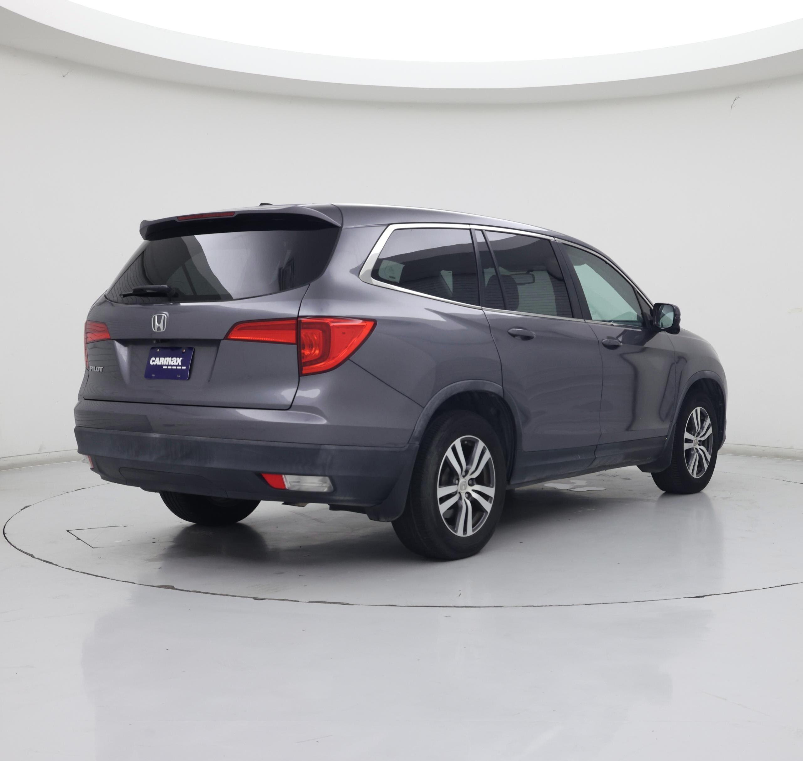 Thumbnail: 2016 Honda Pilot - 8