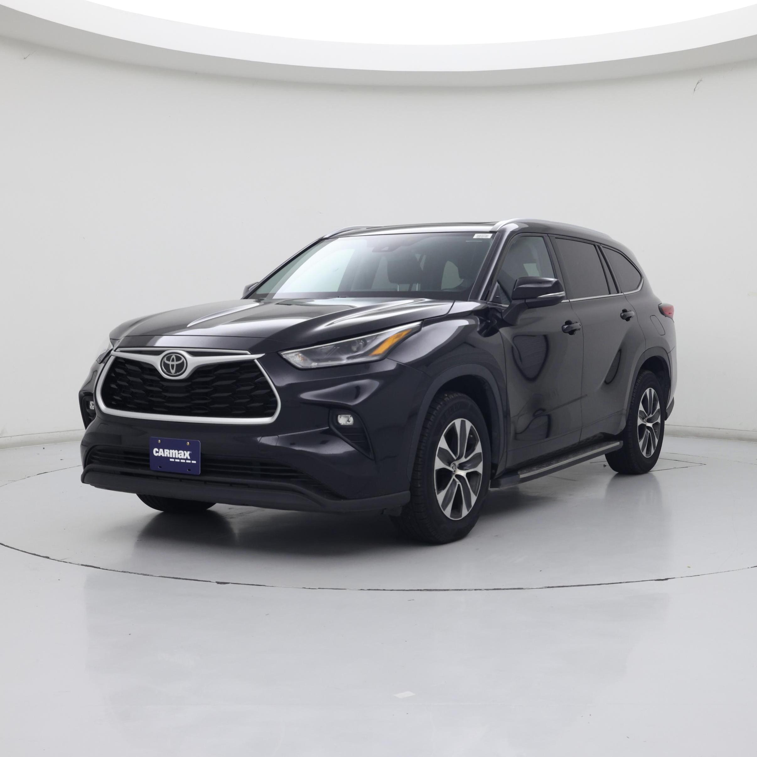 Thumbnail: 2021 Toyota Highlander - 4