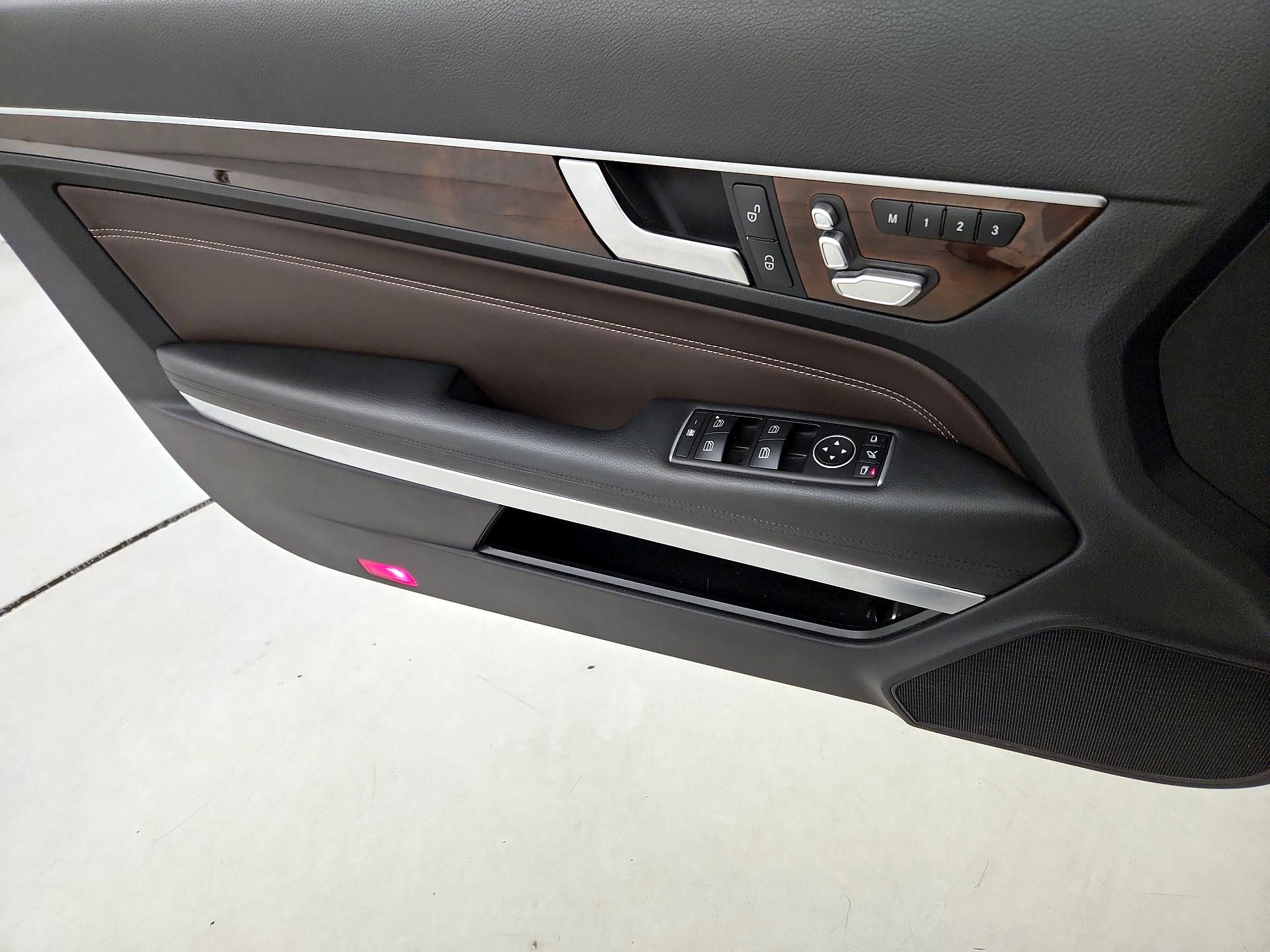Thumbnail: 2015 Mercedes-Benz E-Class - 12