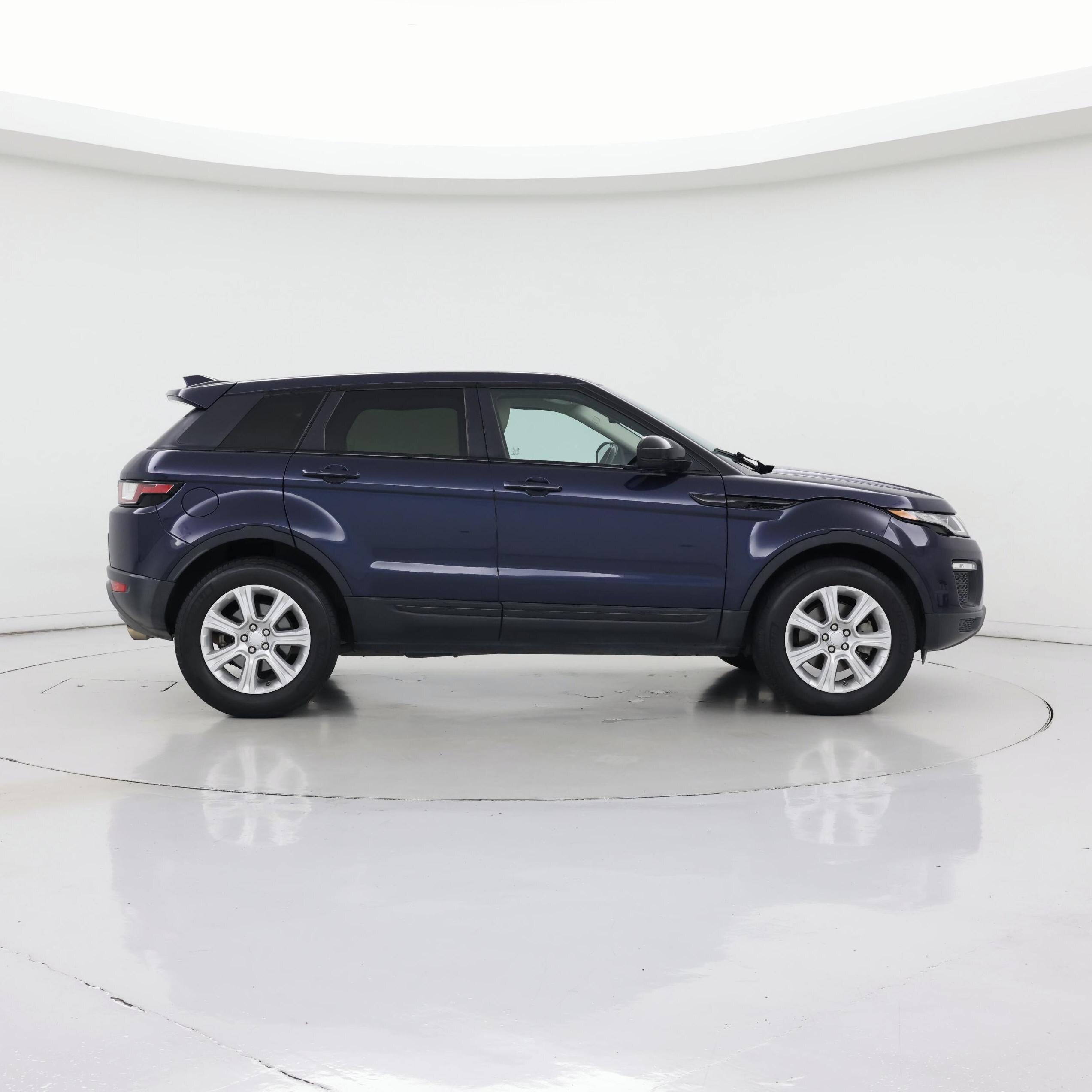 Thumbnail: 2017 Land Rover Range Rover Evoque - 7