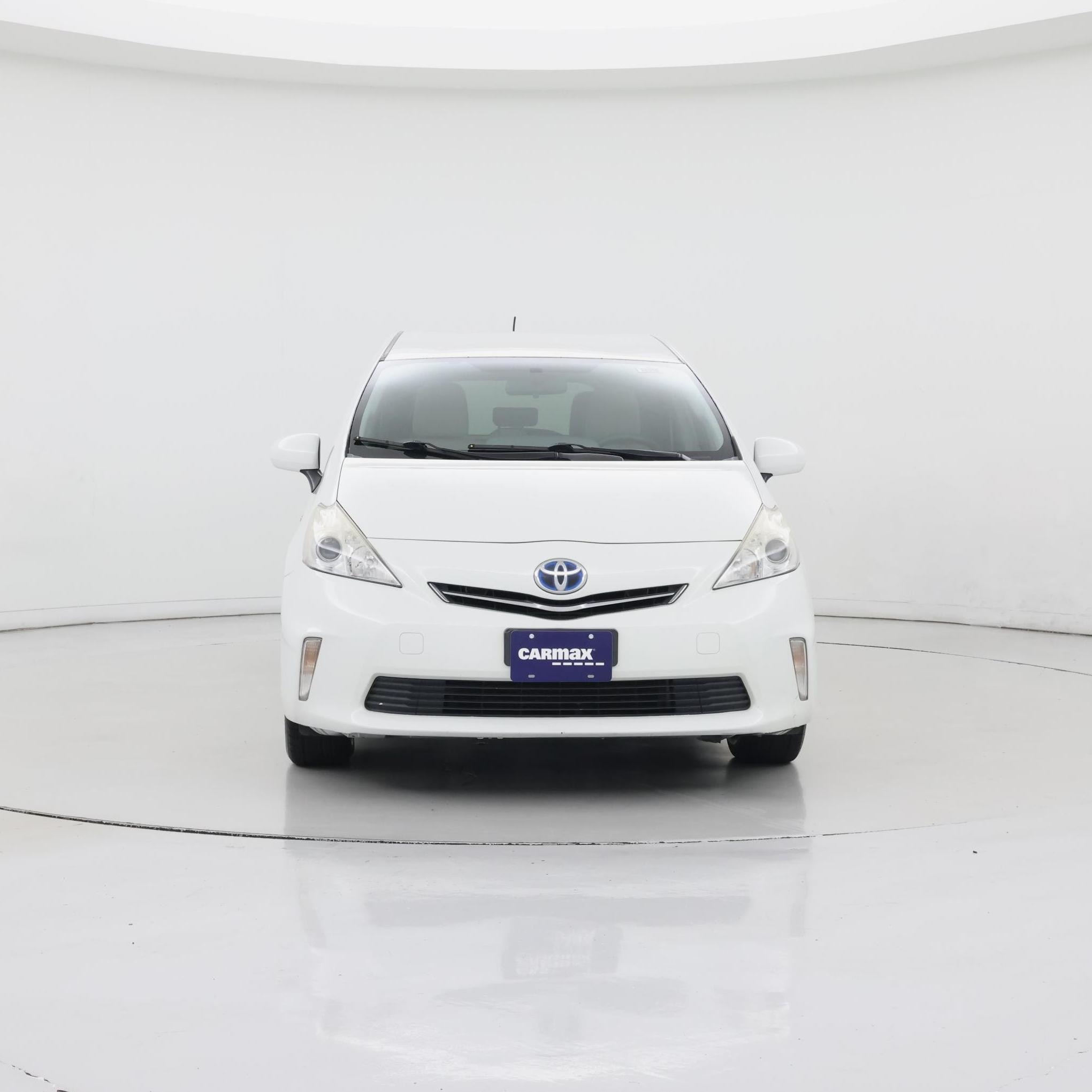Thumbnail: 2014 Toyota Prius v - 5