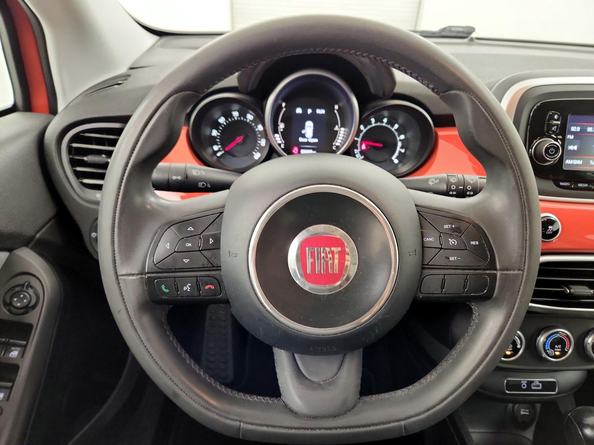 Thumbnail: 2016 Fiat 500X - 10
