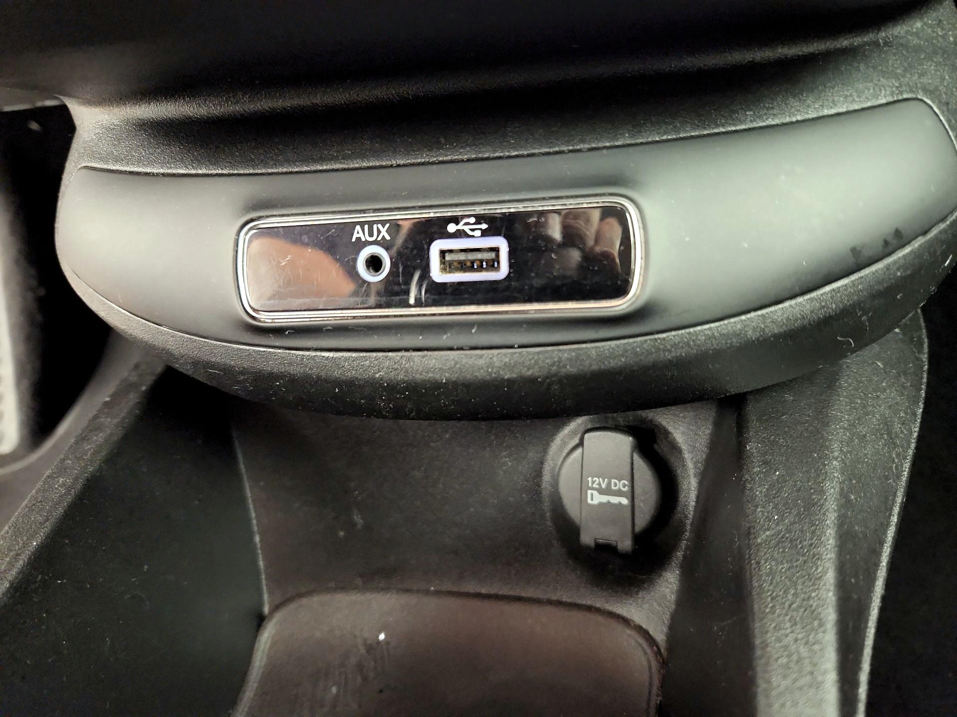 Thumbnail: 2016 Fiat 500X - 18