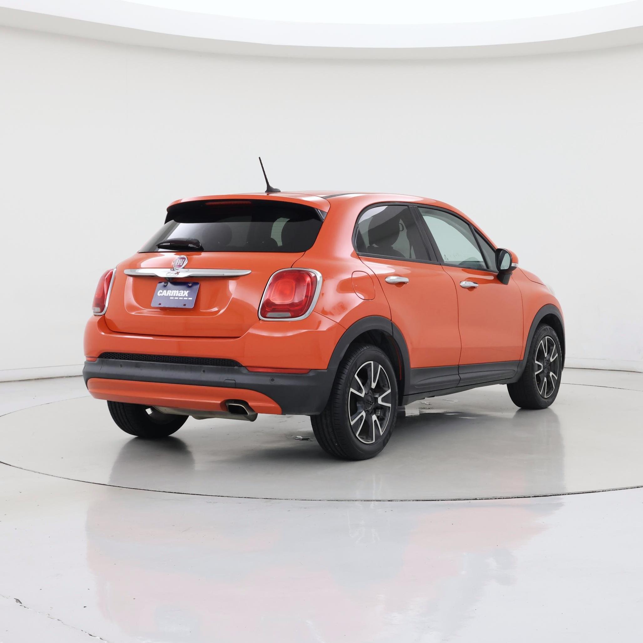 Thumbnail: 2016 Fiat 500X - 8