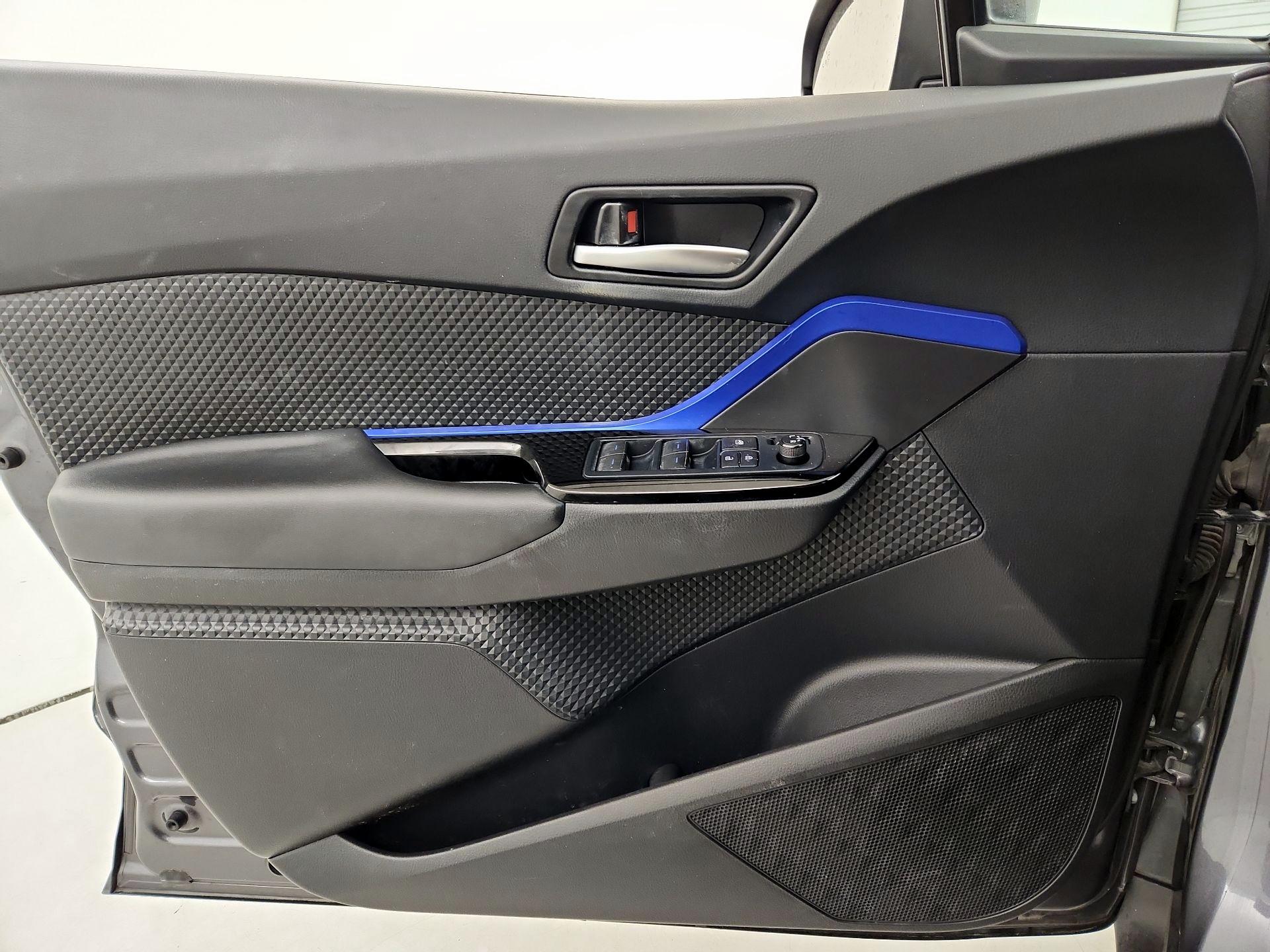 Thumbnail: 2020 Toyota C-HR - 12