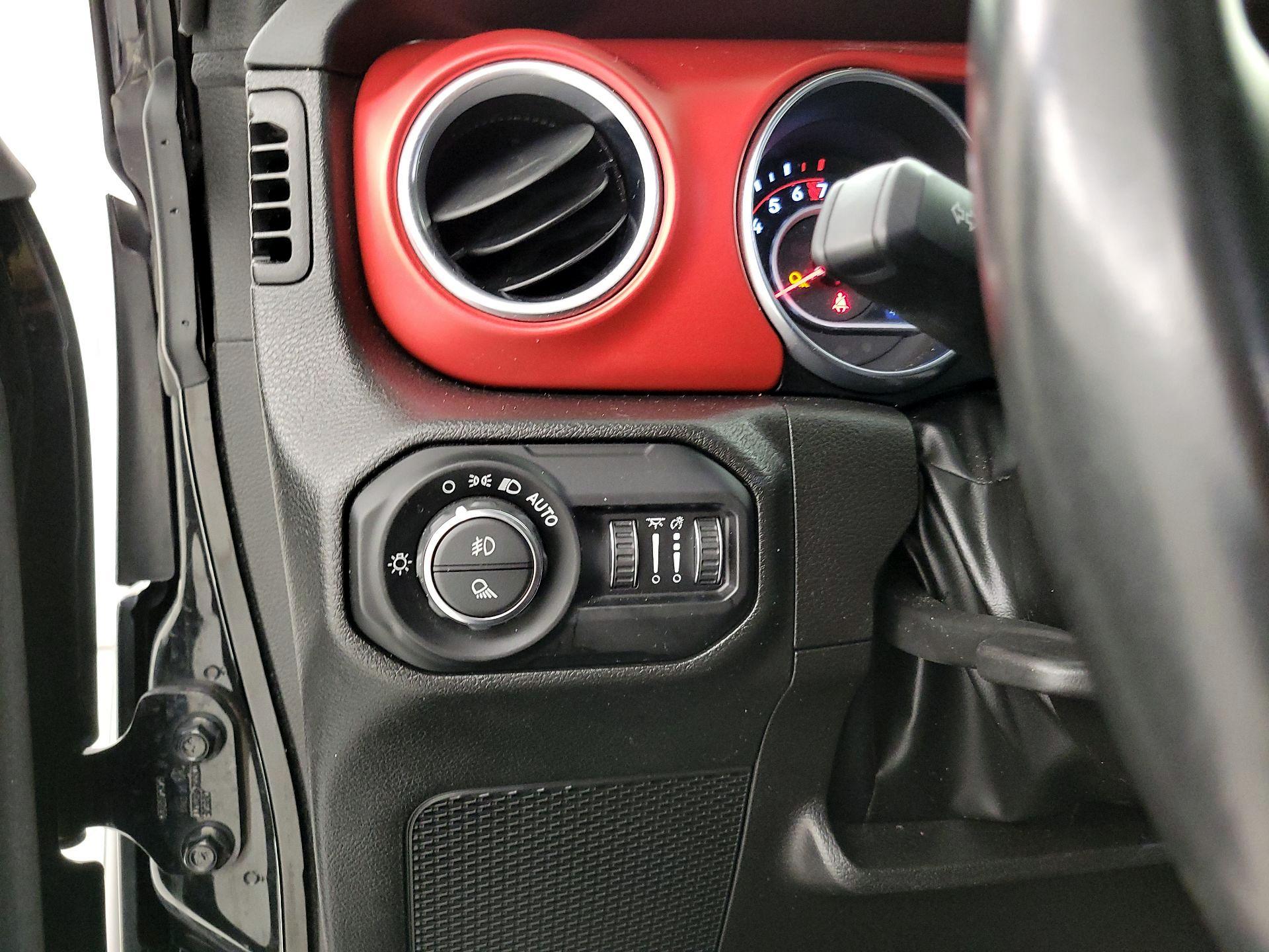 Thumbnail: 2022 Jeep Gladiator - 13