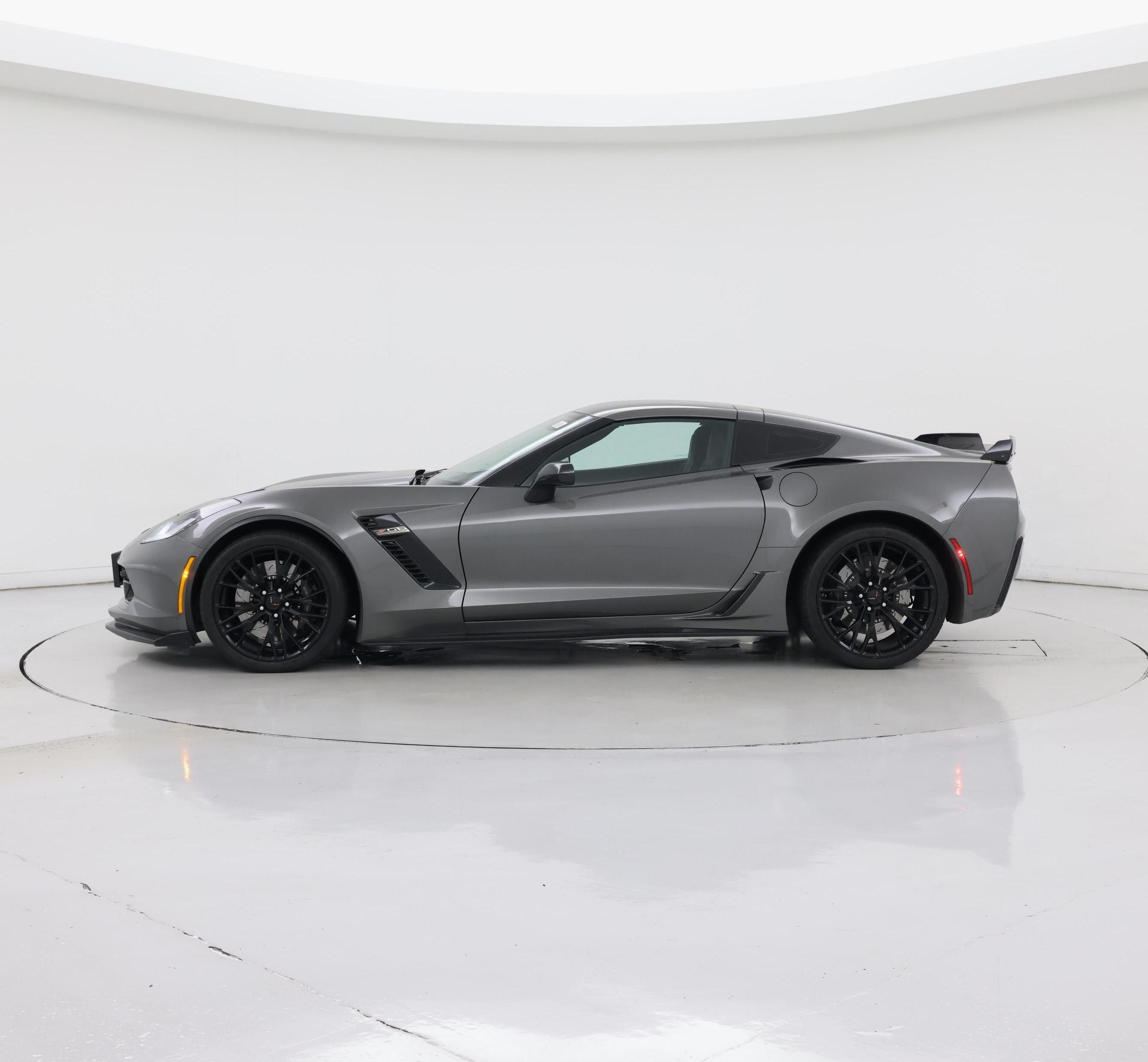 Thumbnail: 2016 Chevrolet Corvette - 3