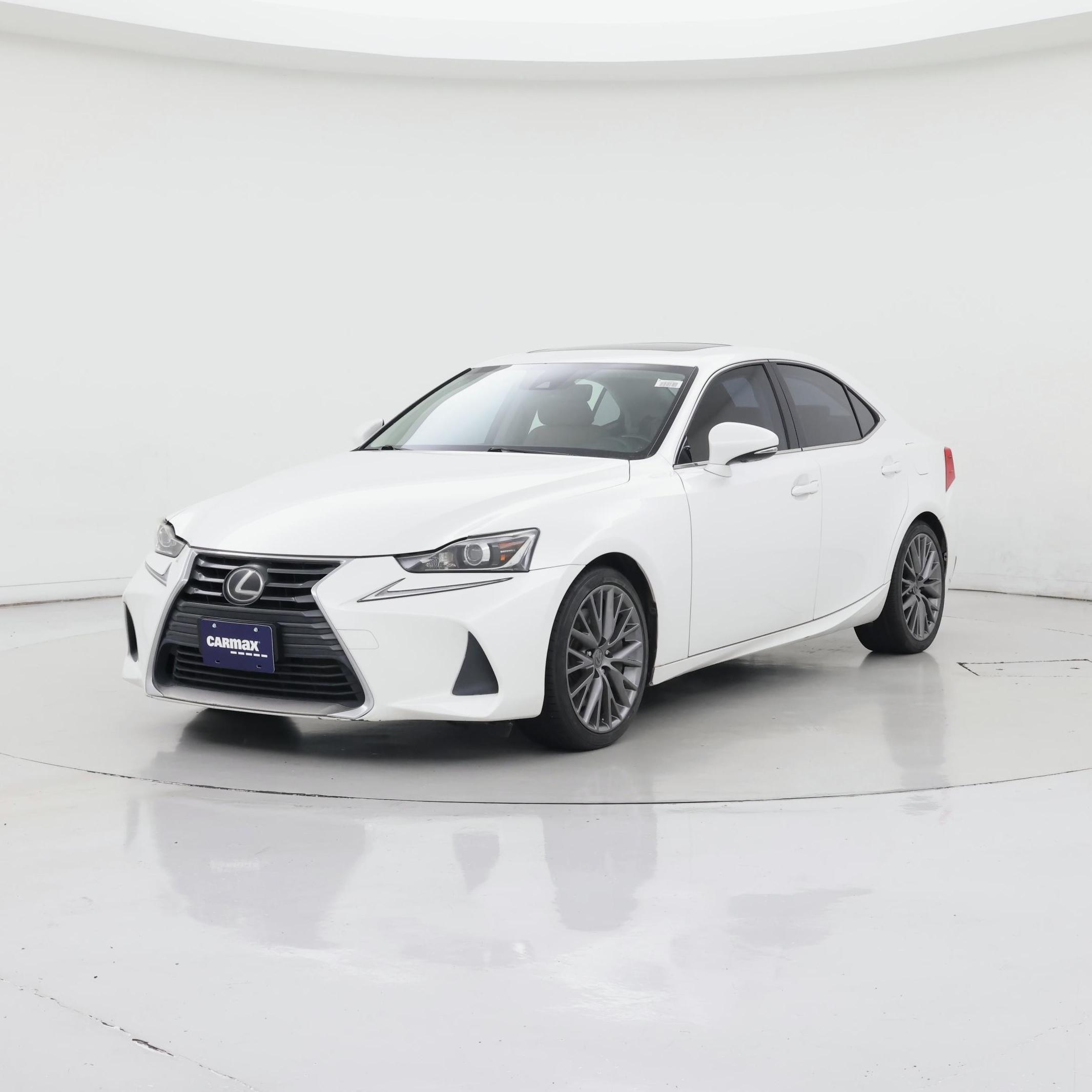 Thumbnail: 2017 Lexus IS - 4