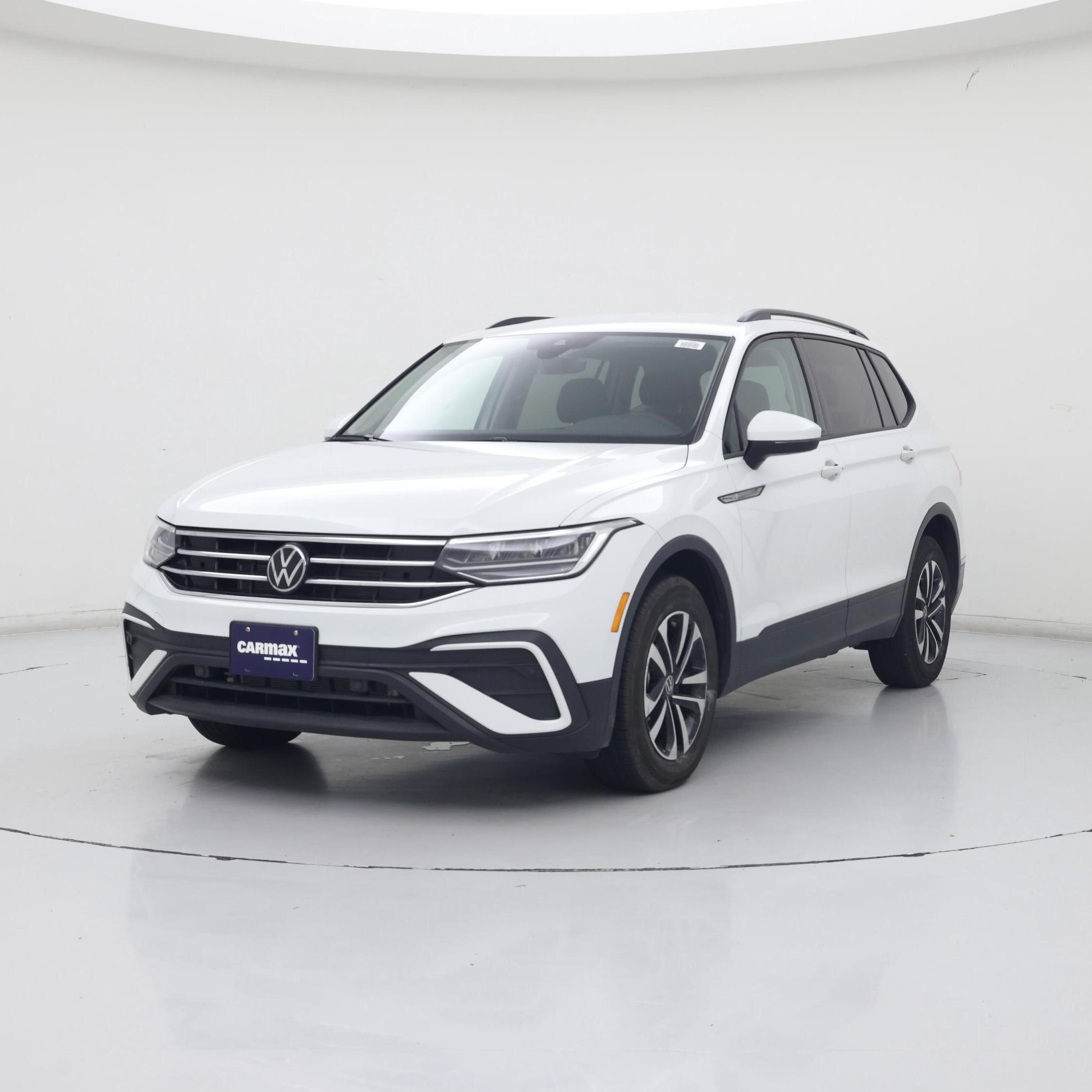 Thumbnail: 2024 Volkswagen Tiguan - 4