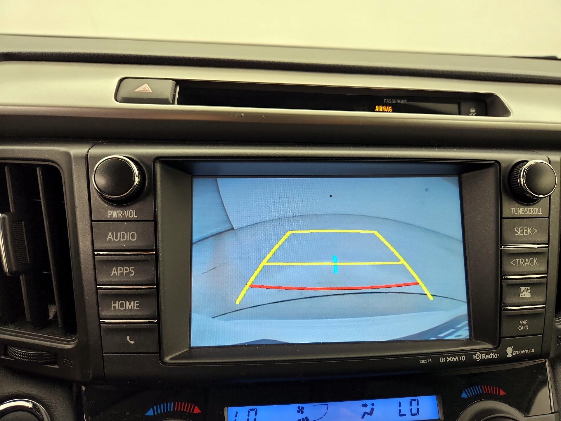 Thumbnail: 2016 Toyota RAV4 - 14