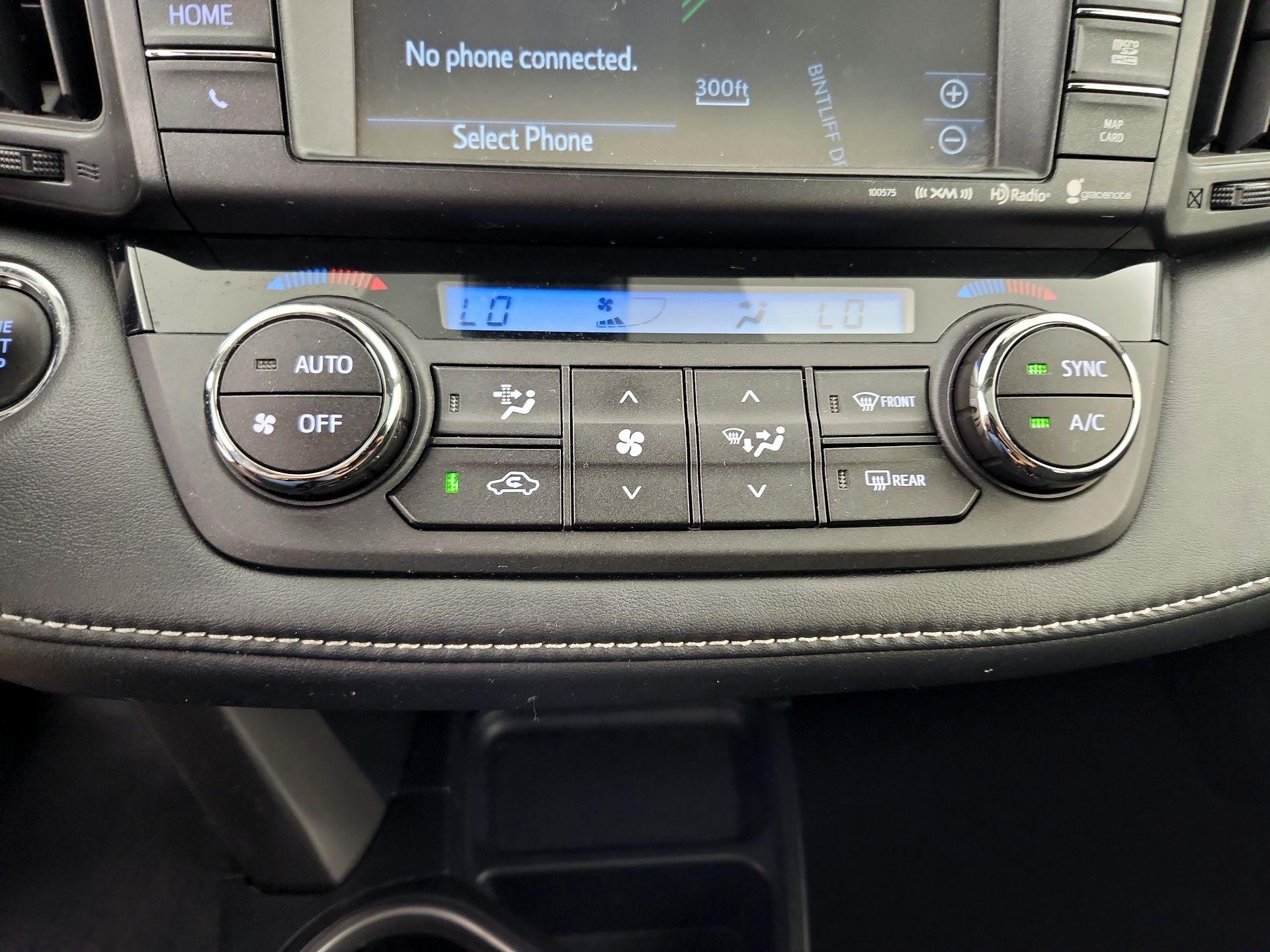 Thumbnail: 2016 Toyota RAV4 - 16