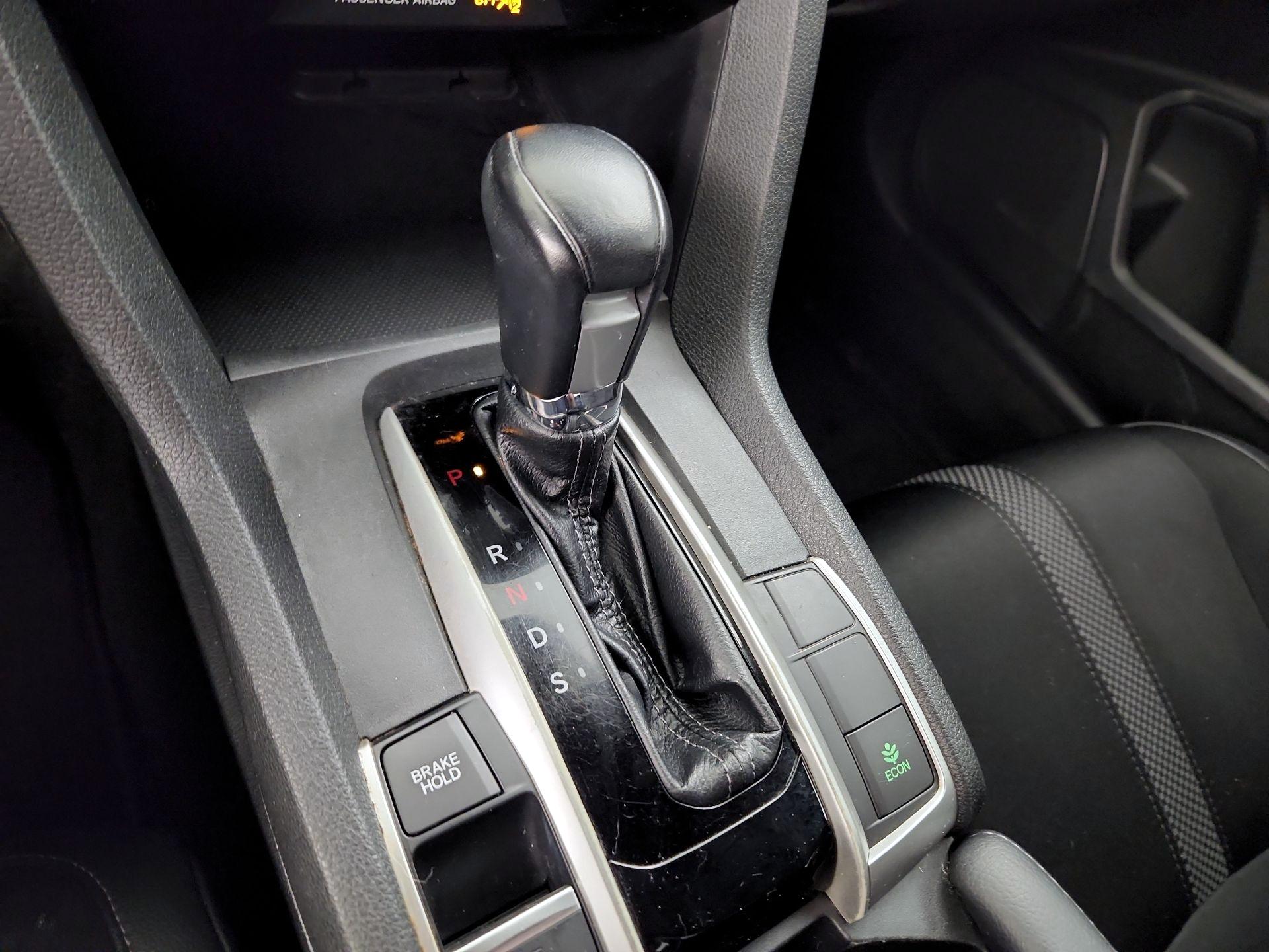 Thumbnail: 2019 Honda Civic - 17
