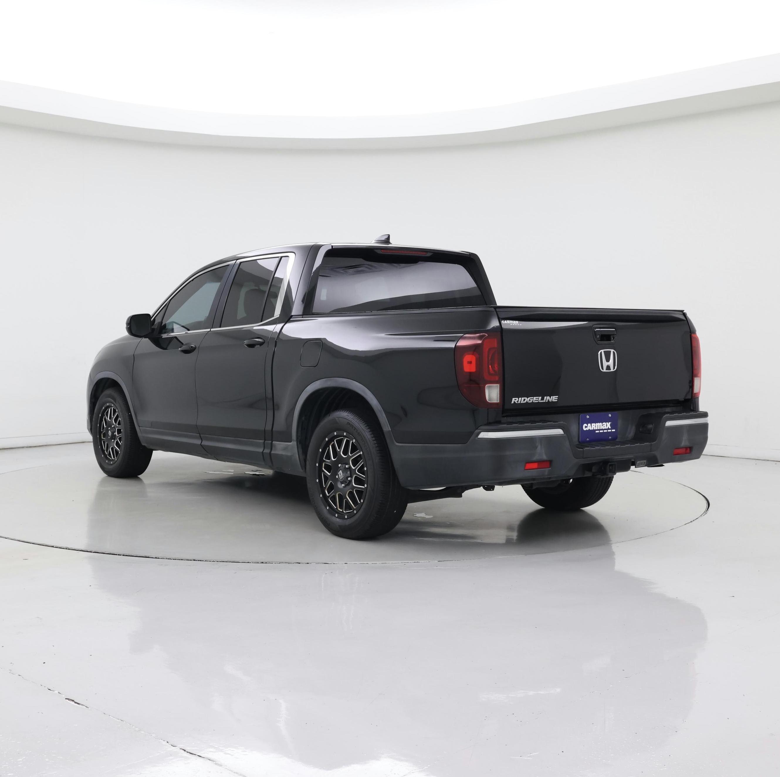 Thumbnail: 2017 Honda Ridgeline - 2
