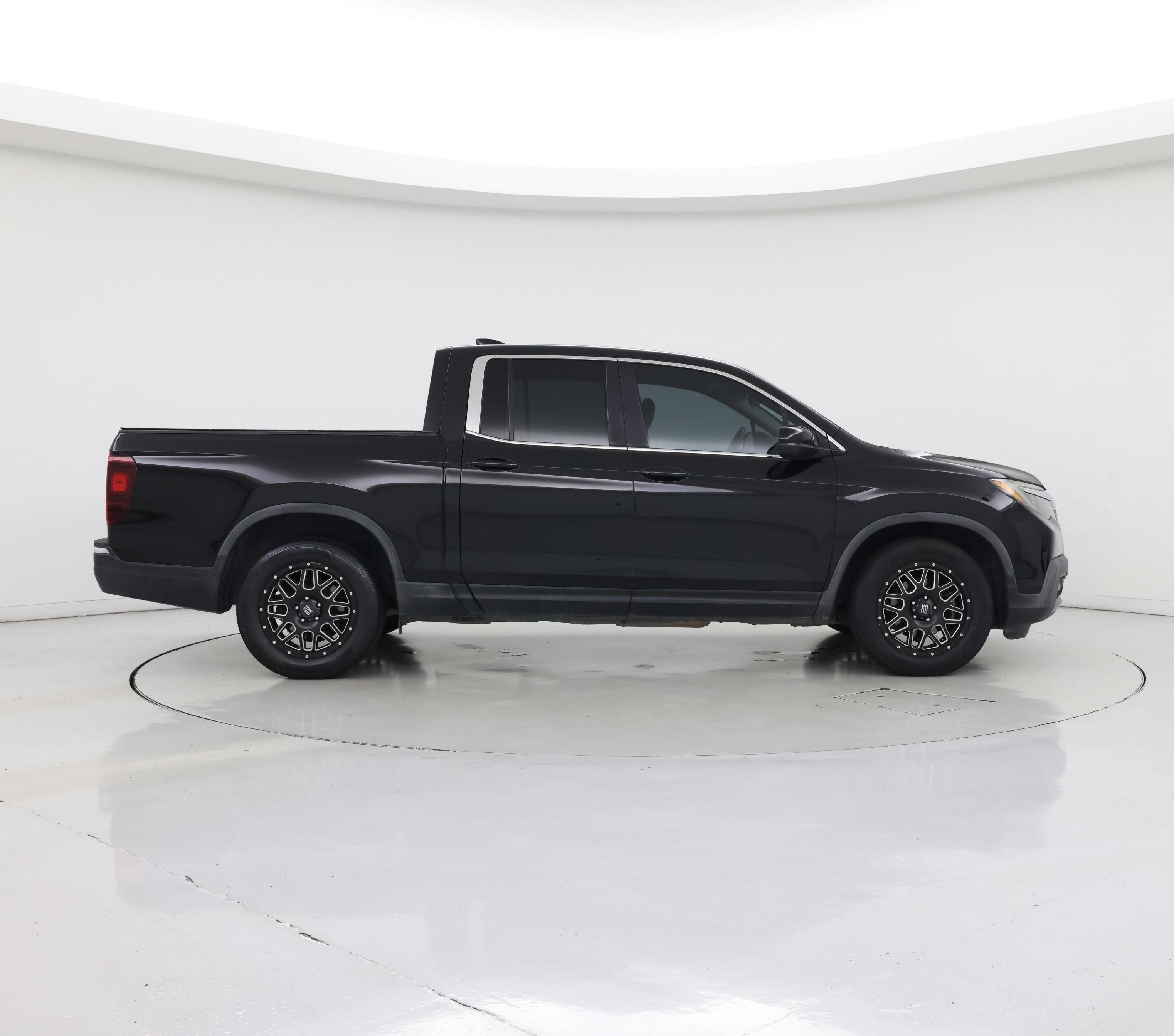 Thumbnail: 2017 Honda Ridgeline - 7