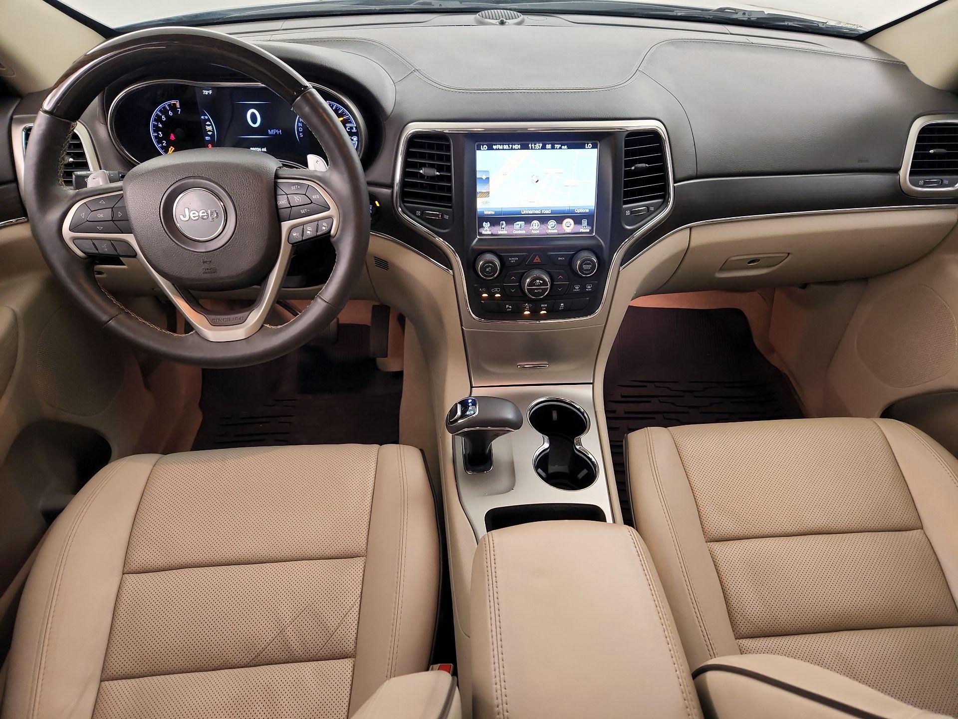 Thumbnail: 2015 Jeep Grand Cherokee - 9