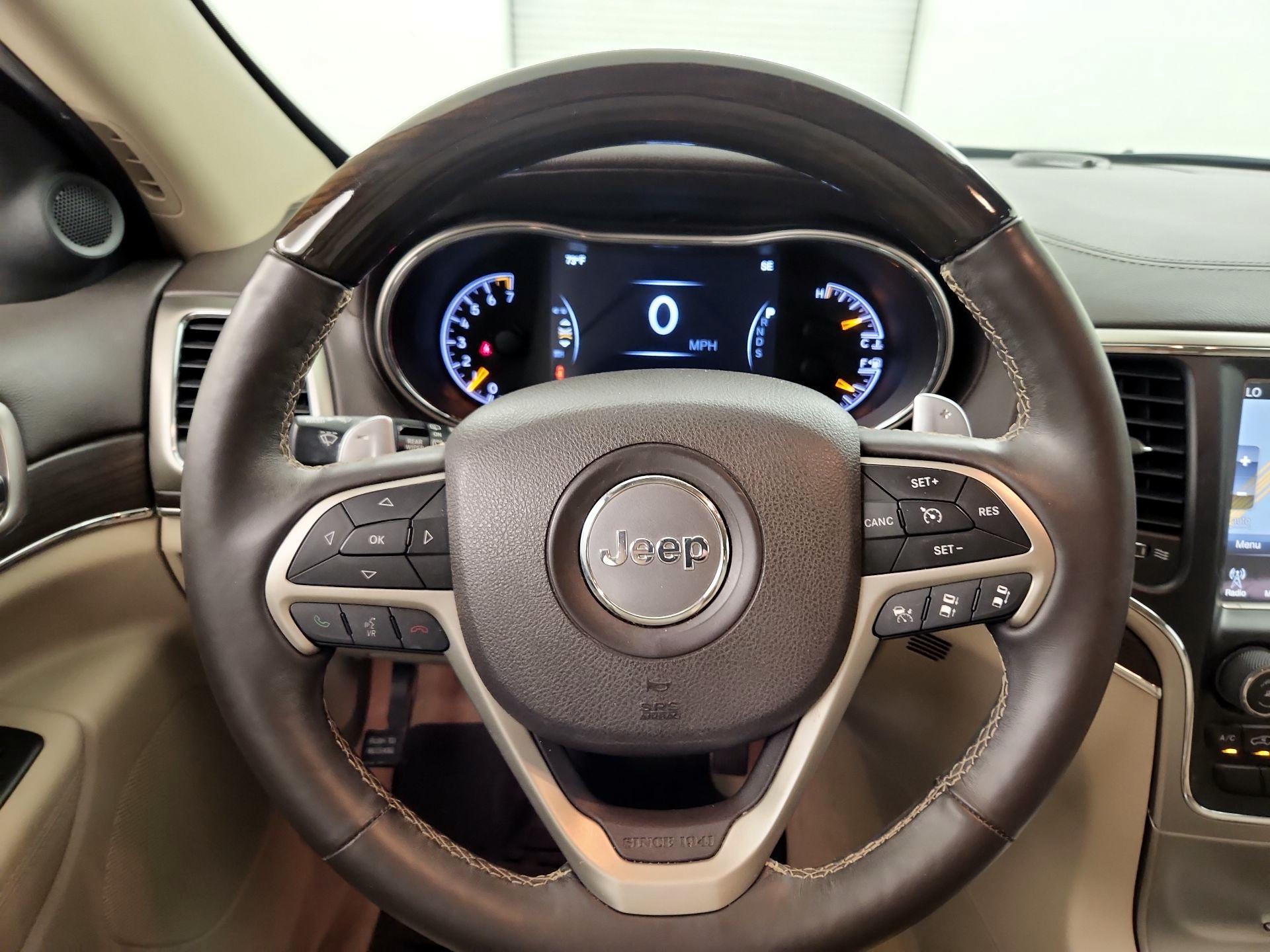 Thumbnail: 2015 Jeep Grand Cherokee - 10