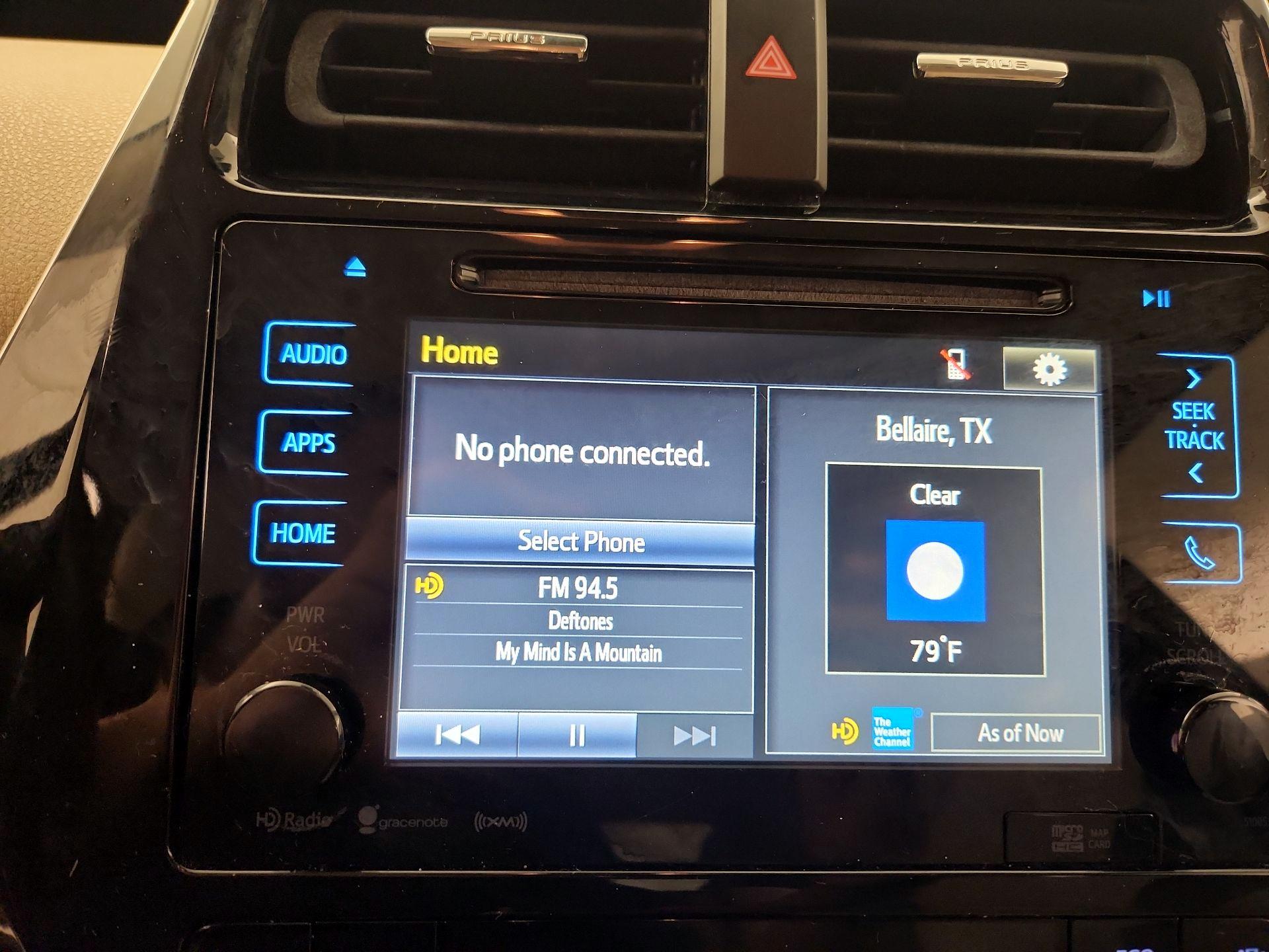 Thumbnail: 2017 Toyota Prius - 15