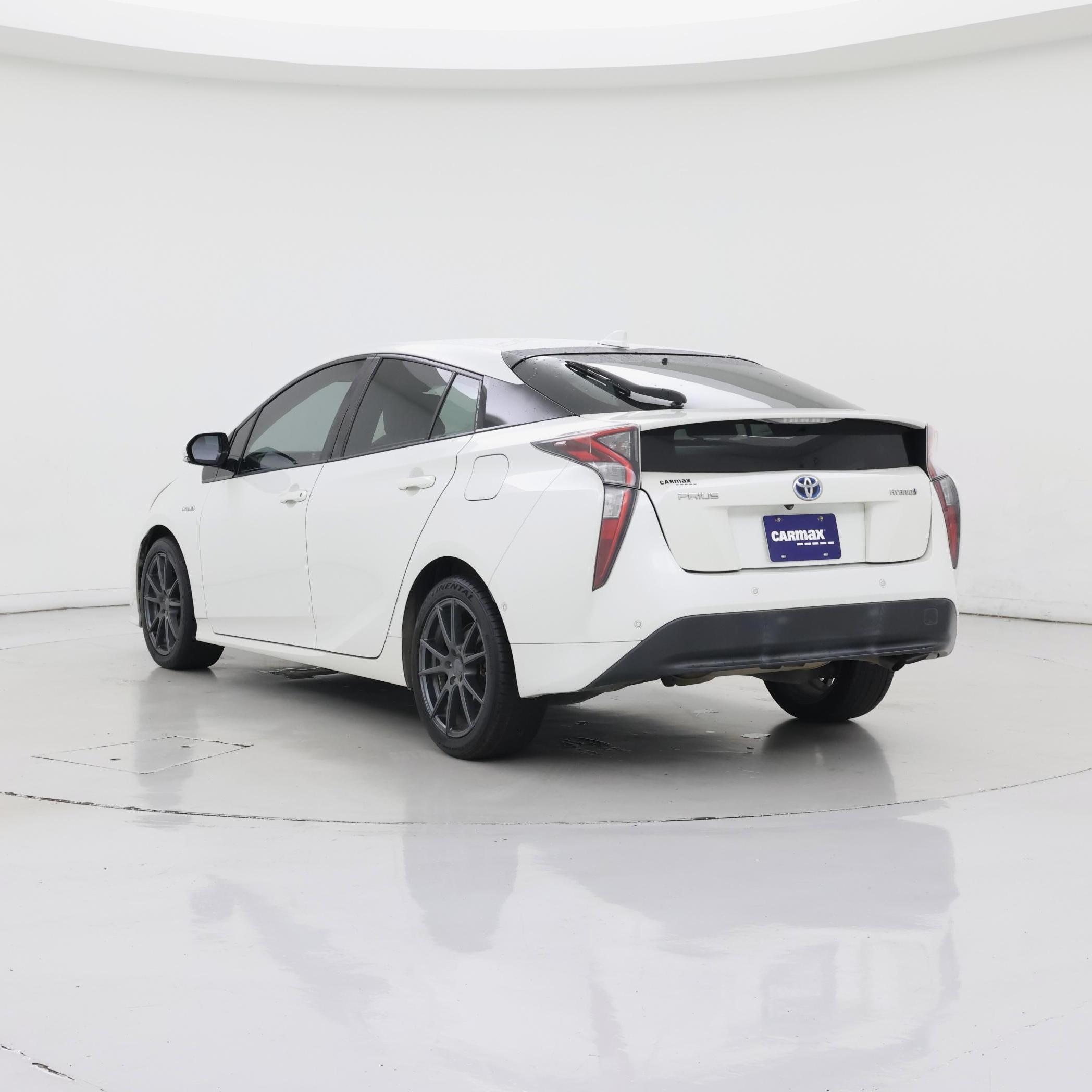 Thumbnail: 2017 Toyota Prius - 2